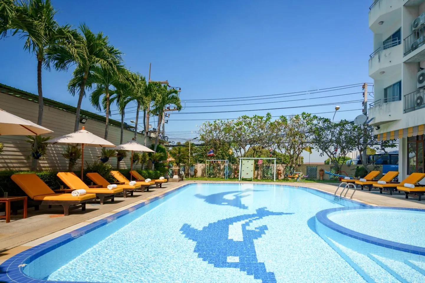 Swimming pool in JP Villa Pattaya
