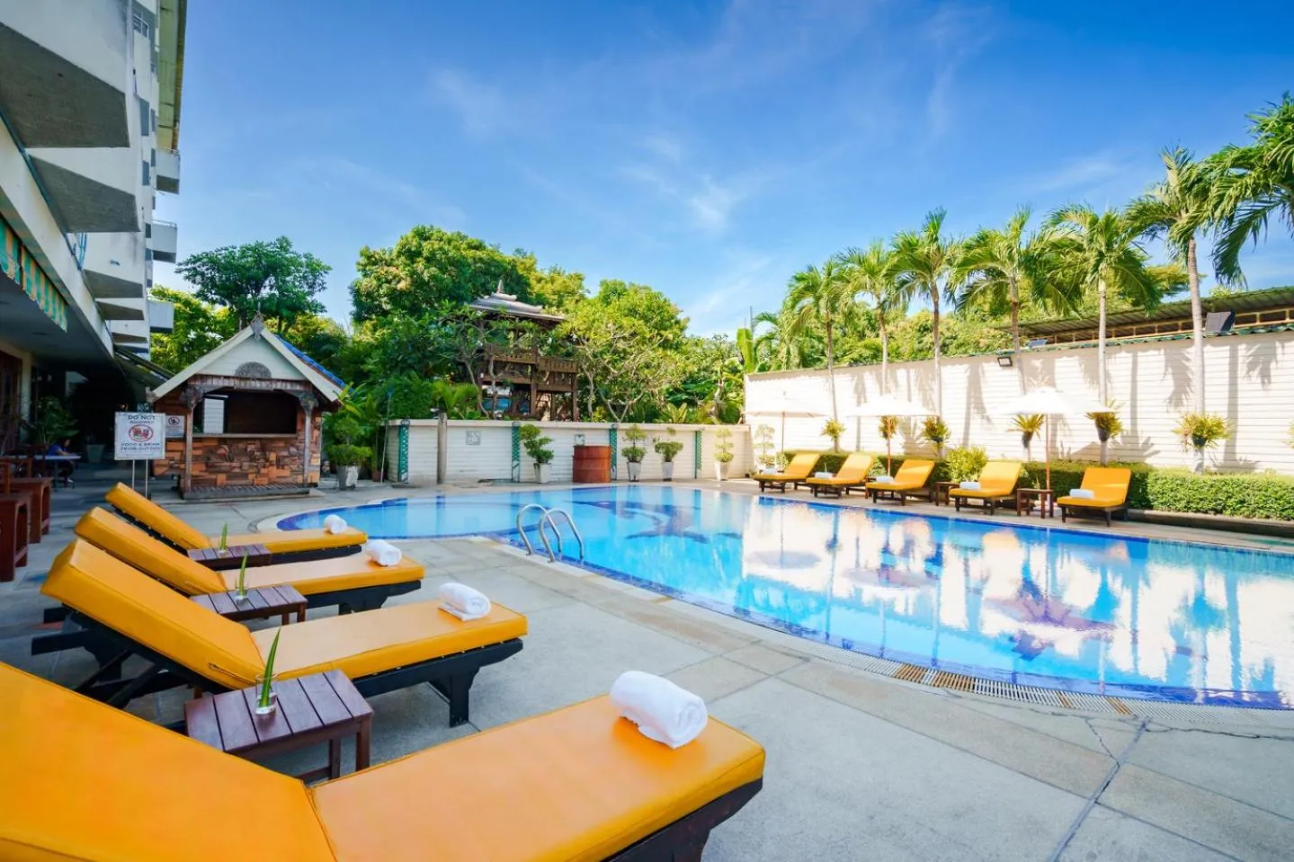 Swimming pool in JP Villa Pattaya