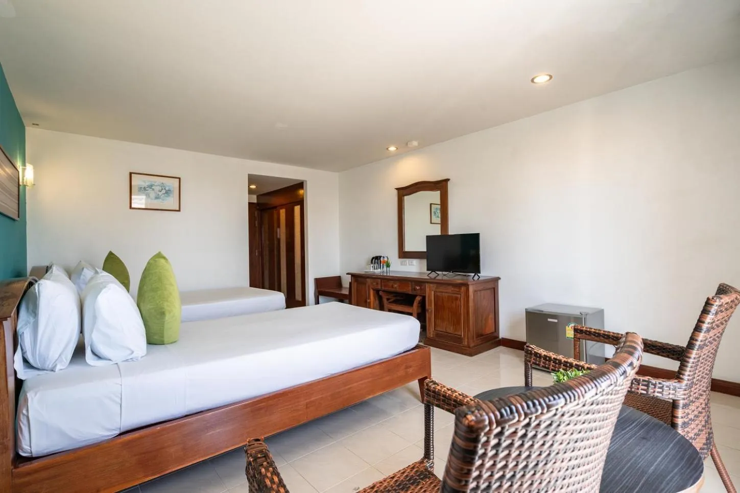 Photo of the whole room, Bed in JP Villa Pattaya