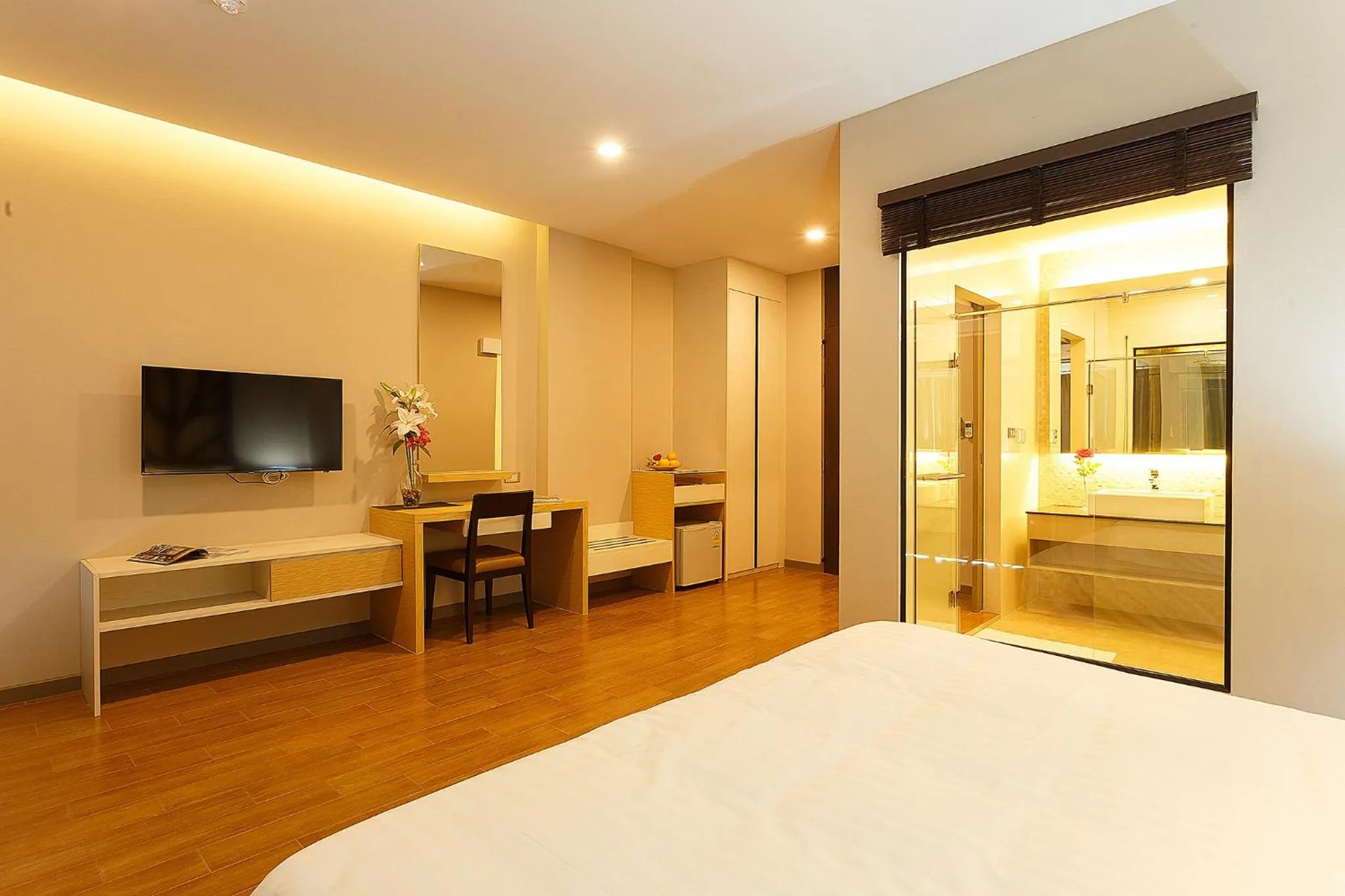 TV and multimedia, Bed in Green Point Residence Hotel