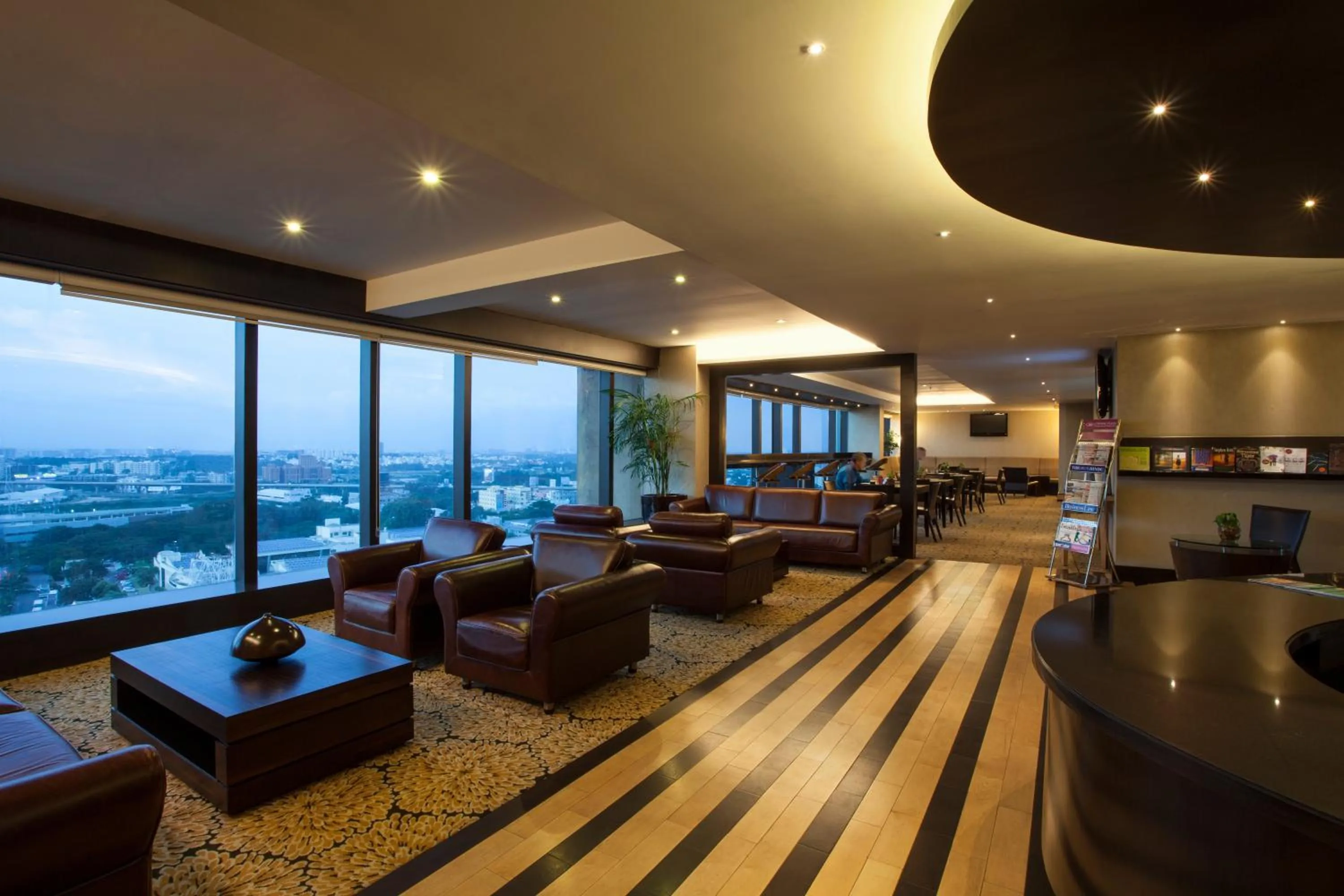 Lounge or bar in The Oterra