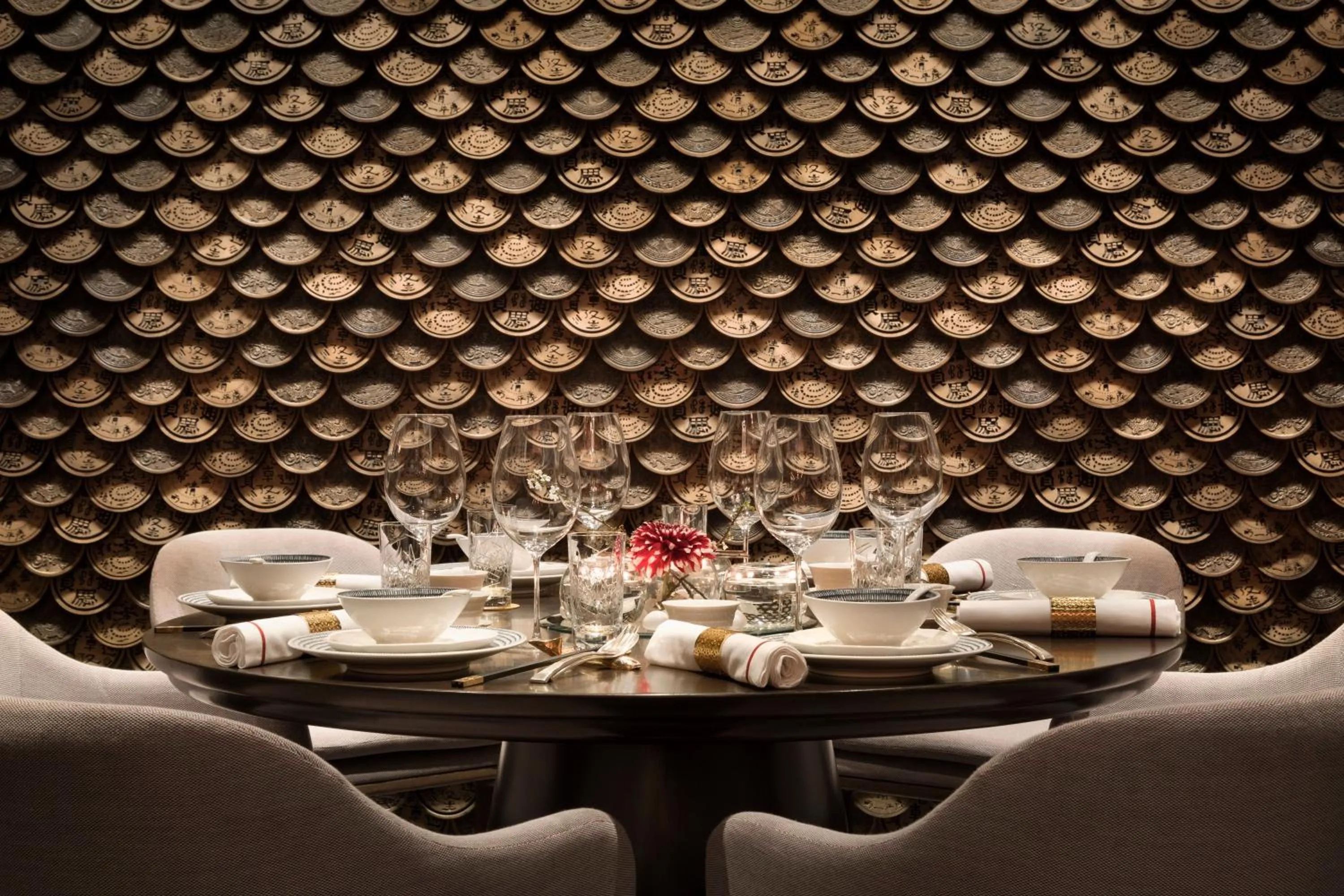 Restaurant/places to eat in Shangri-La Eros New Delhi