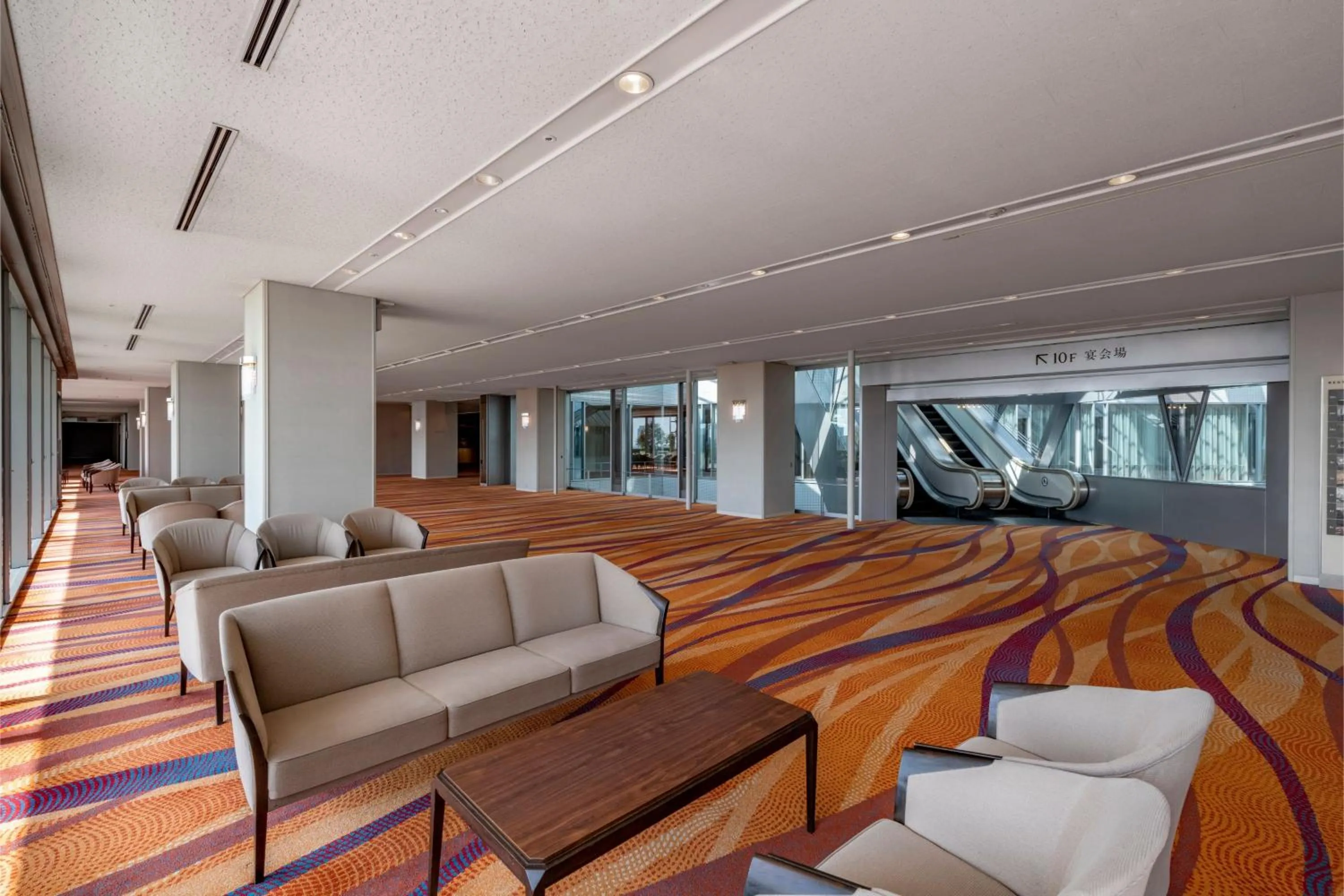 Restaurant/places to eat in ANA Crowne Plaza Kobe by IHG