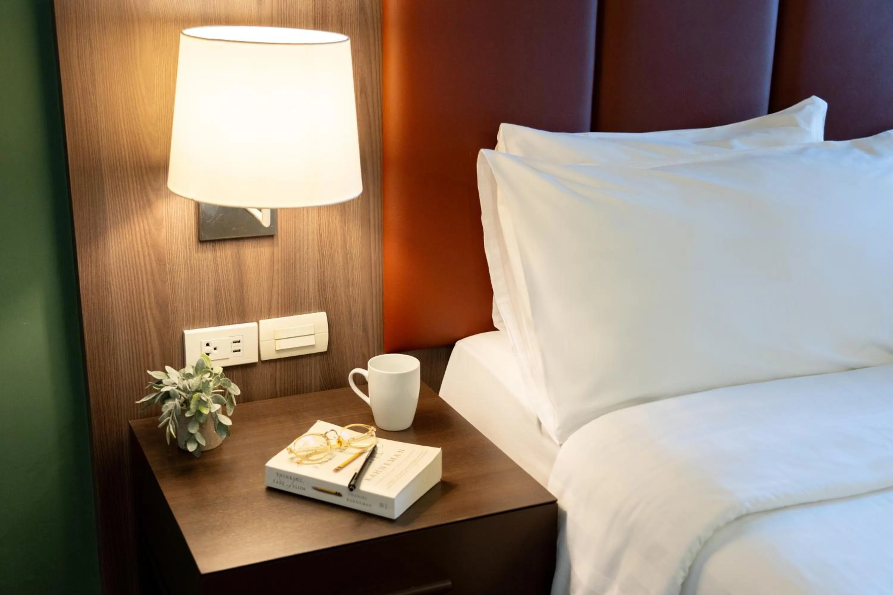 Bed in The Legacy Hotel Nana Sukhumvit, Aspira Collection