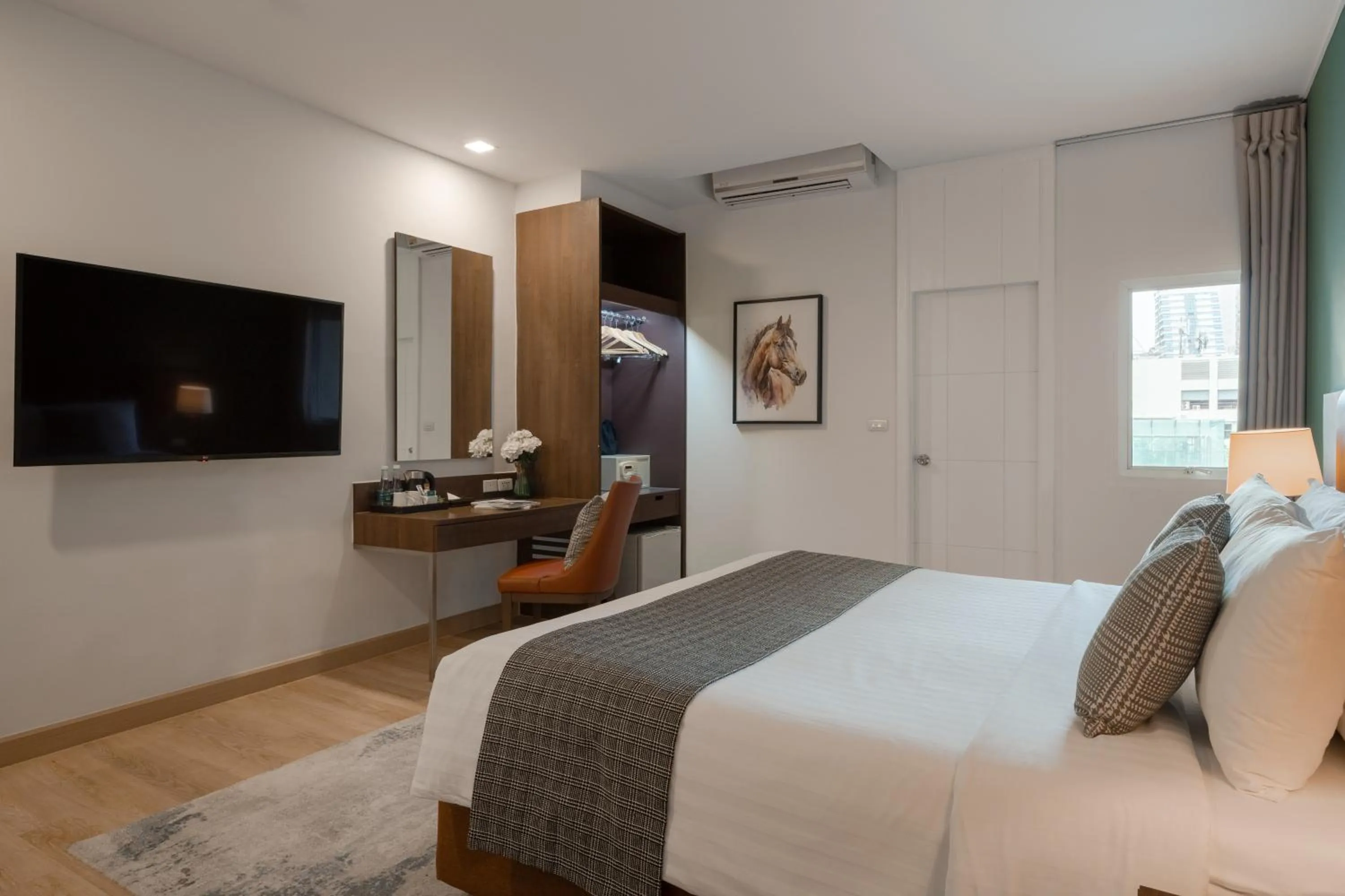 Bed in The Legacy Hotel Nana Sukhumvit, Aspira Collection