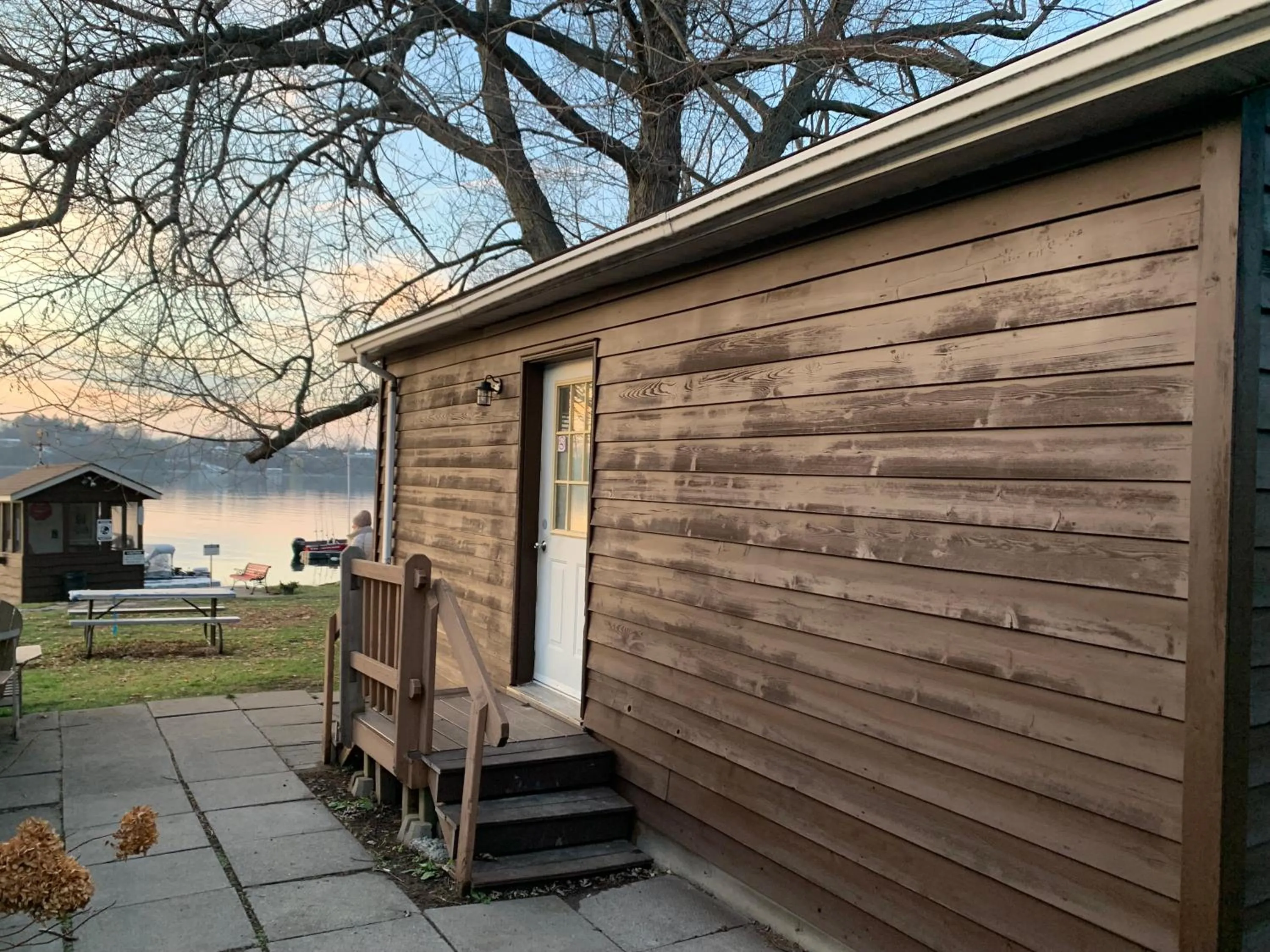 Property building in Merland Park Cottages and Motel