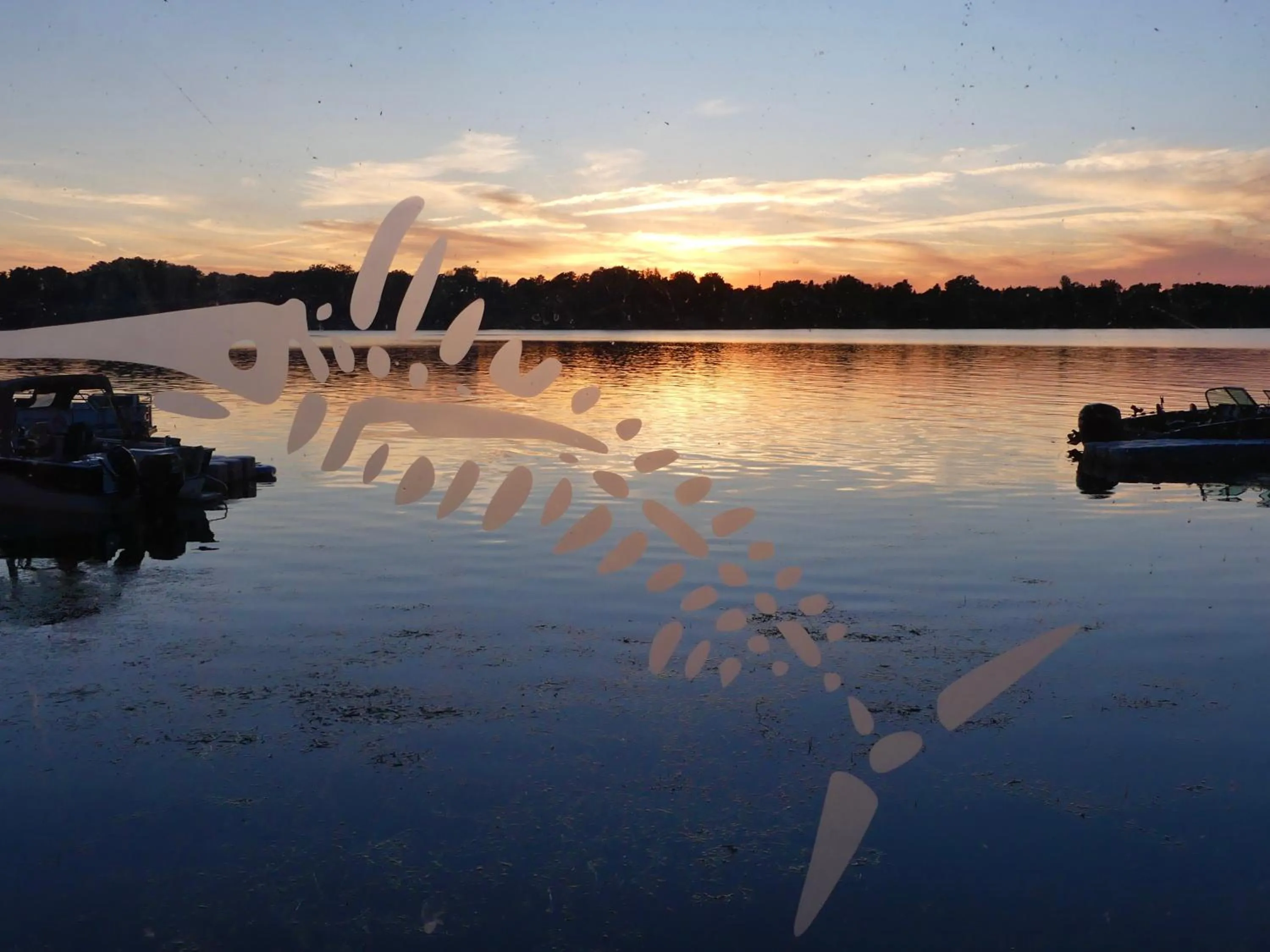 Lake view in Merland Park Cottages and Motel