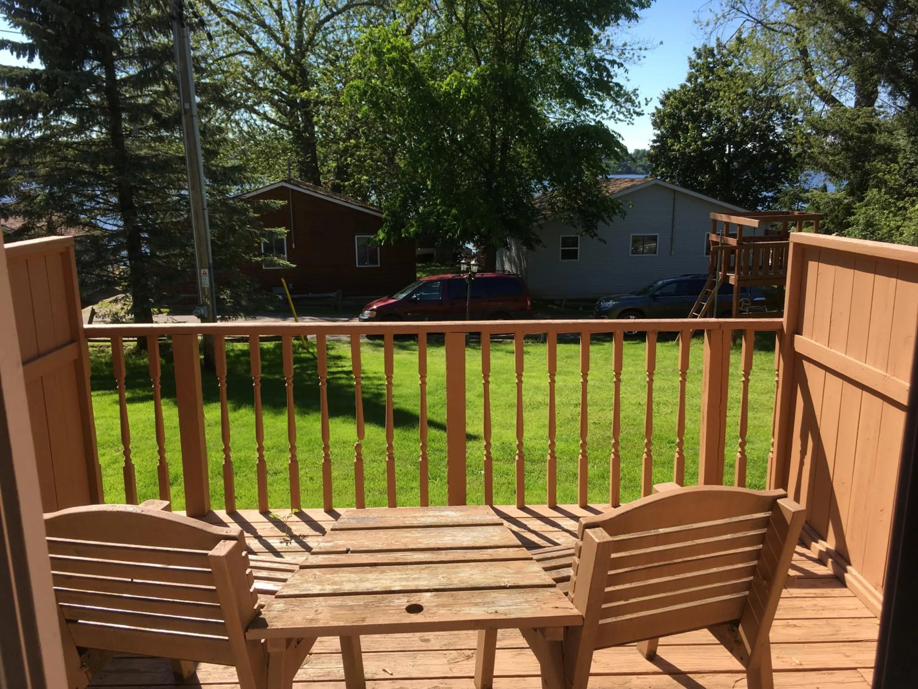Patio in Merland Park Cottages and Motel
