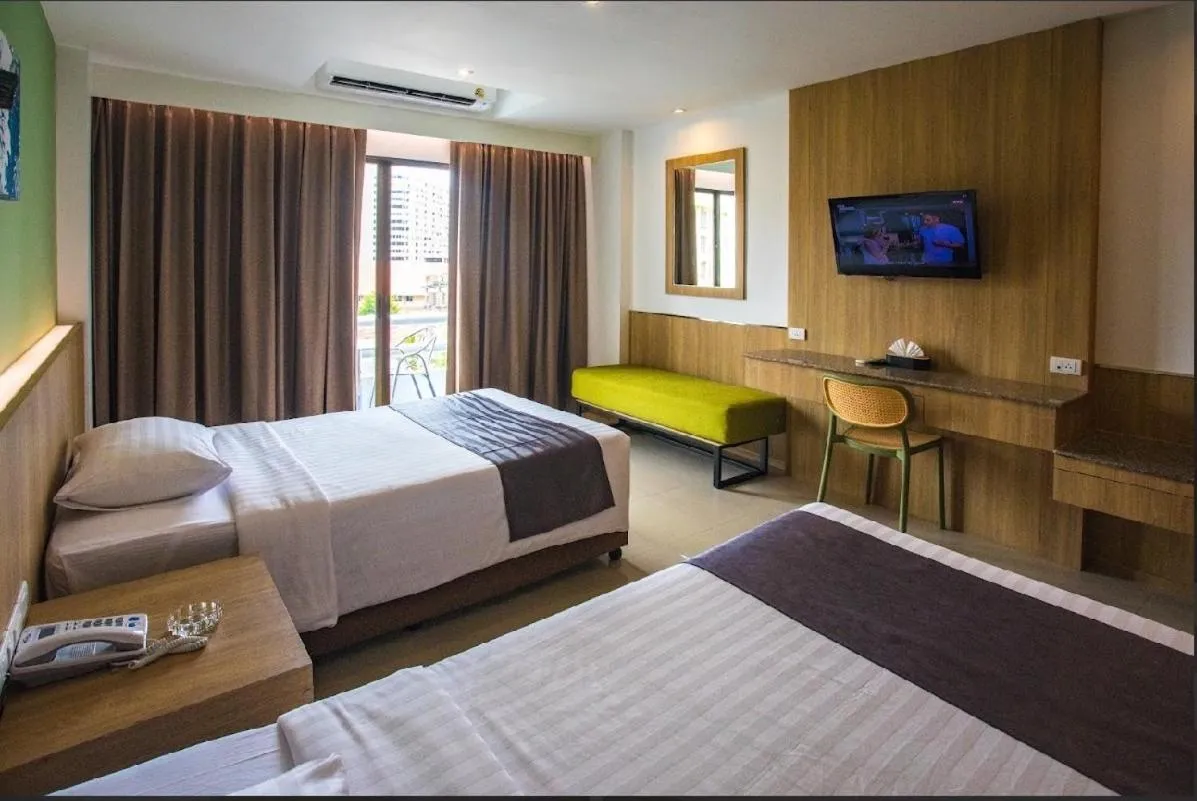 Bed in Royal Palace Hotel