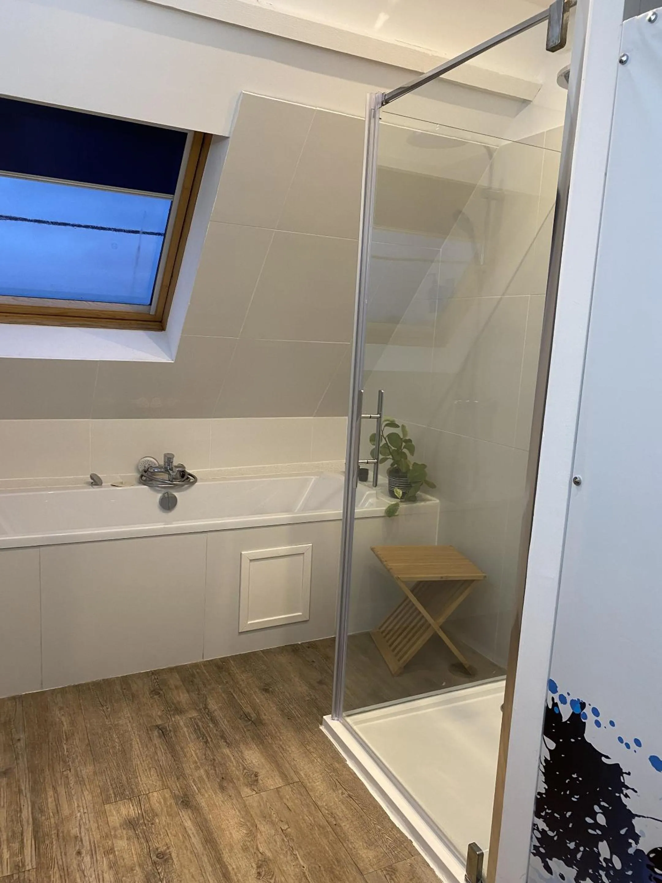 Bathroom in Aux Herbes Hautes