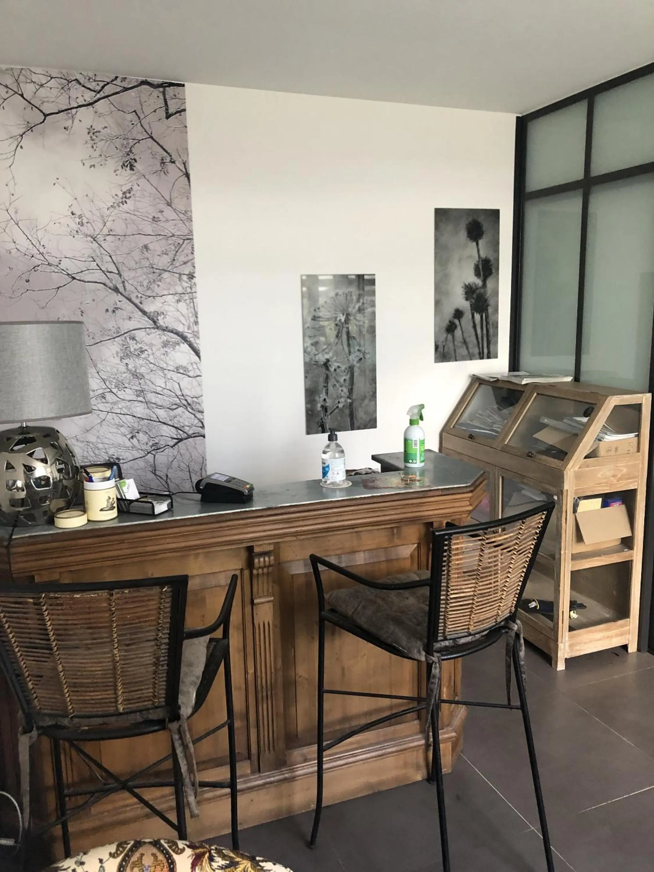 Lobby or reception in Aux Herbes Hautes