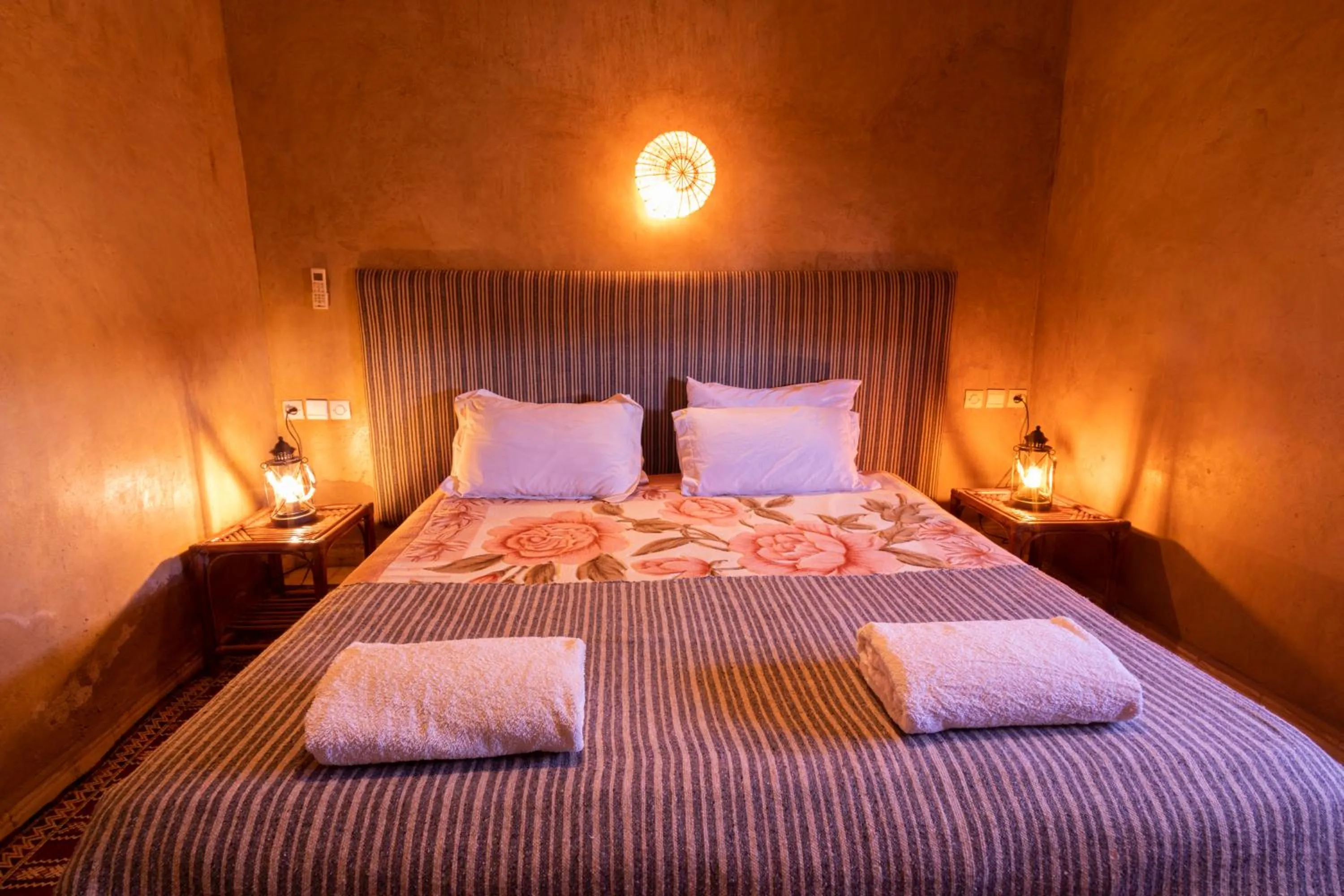 Bed in Hotel Kasbah Sahara Services - M'Hamid El Ghizlane