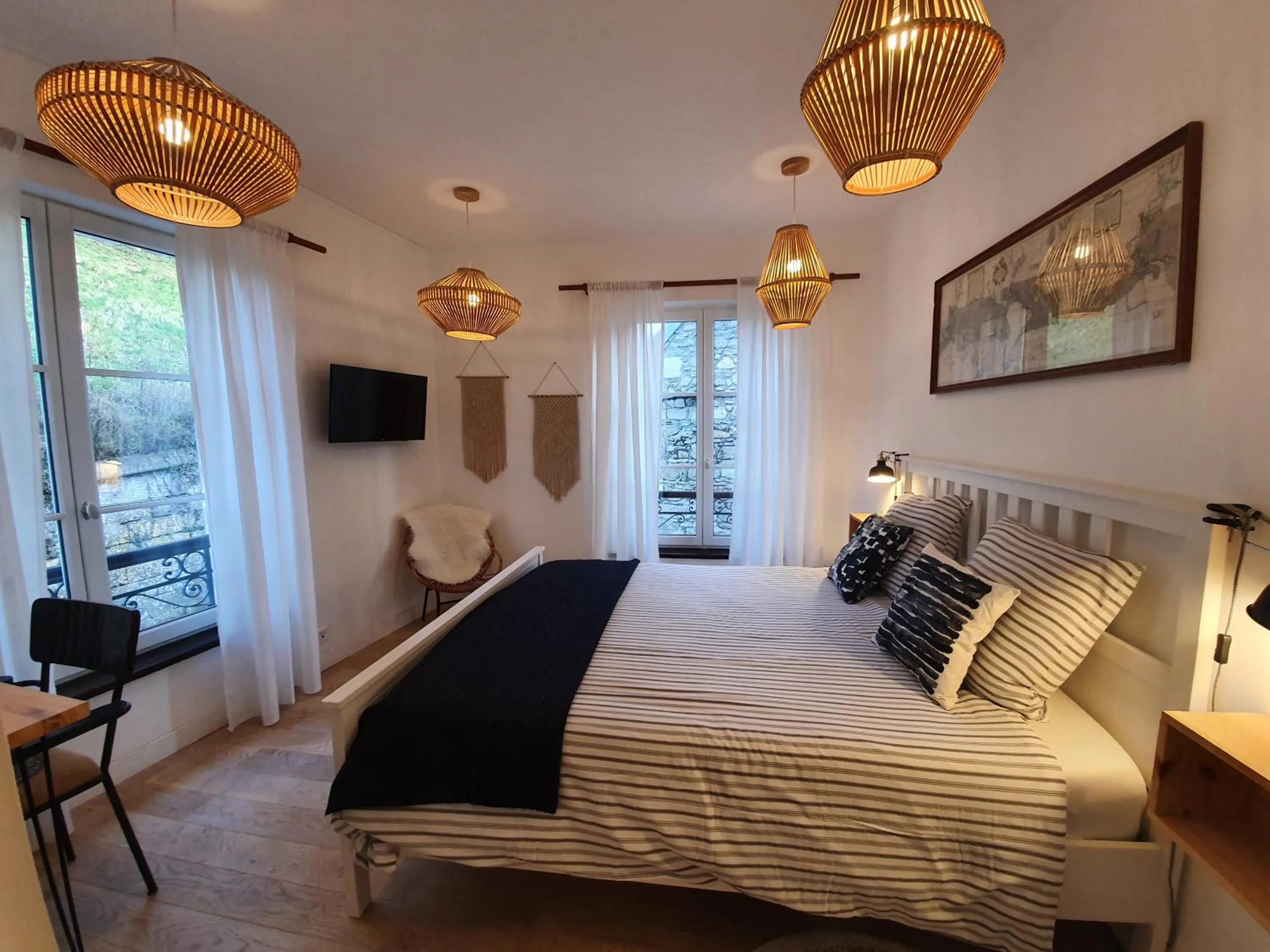 Bedroom, Bed in Il Etait Une Fois