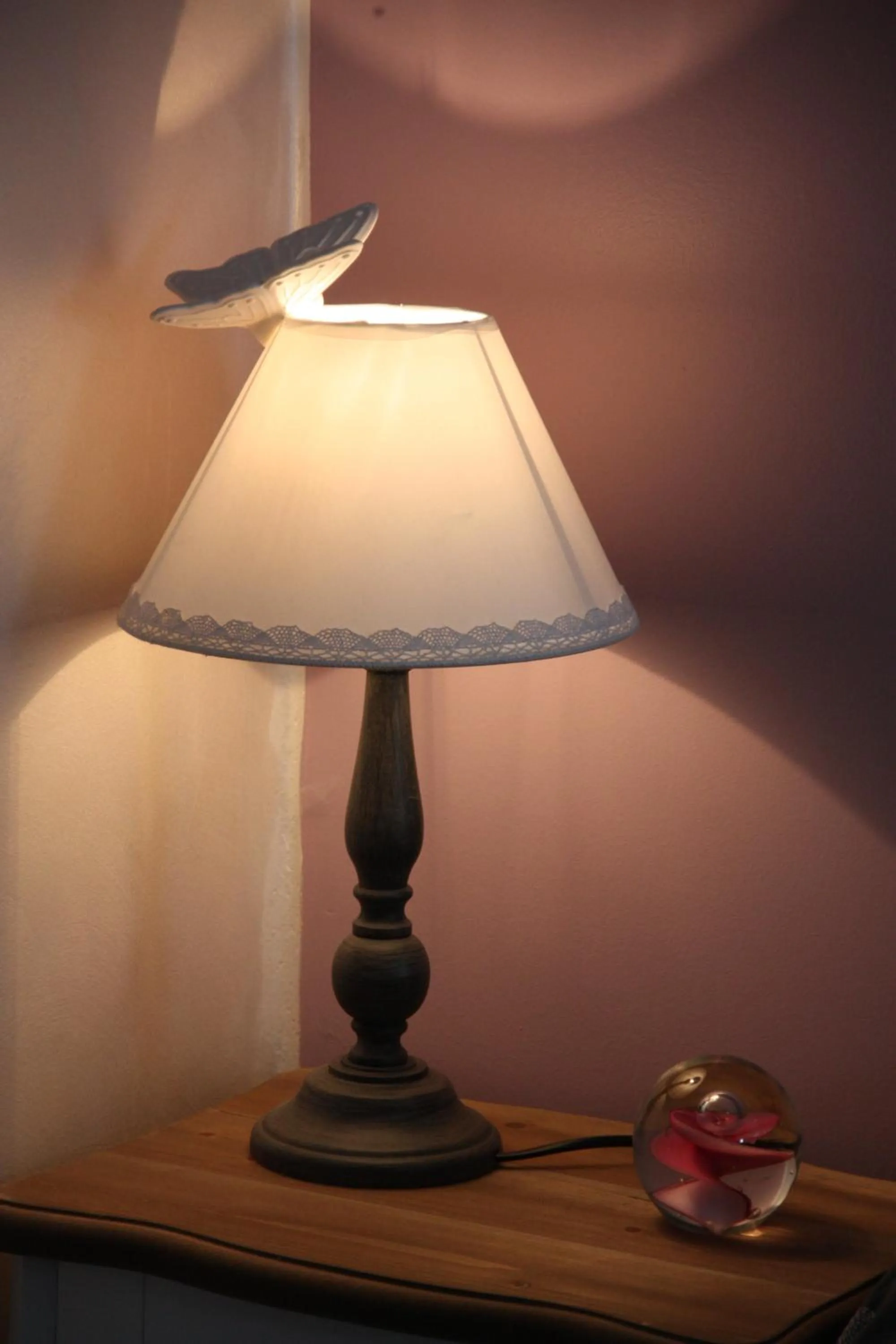 Decorative detail in Comme un Rêve