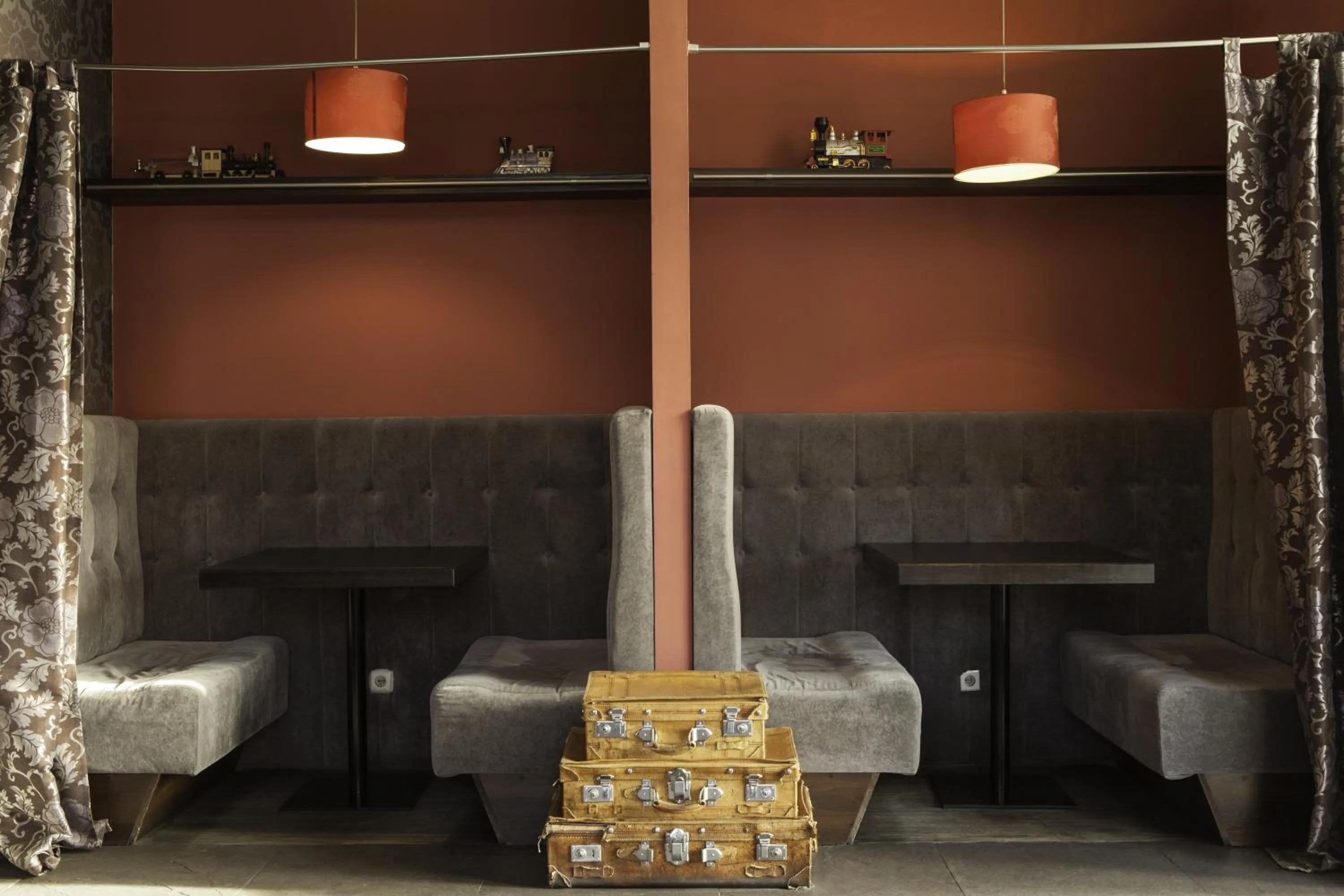 Property building in Locomotiva