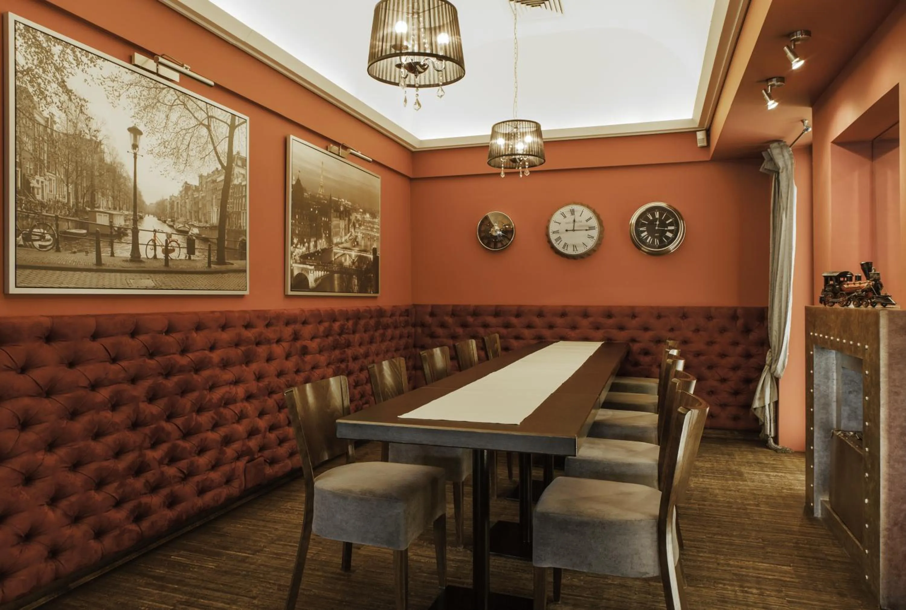 Restaurant/places to eat in Locomotiva