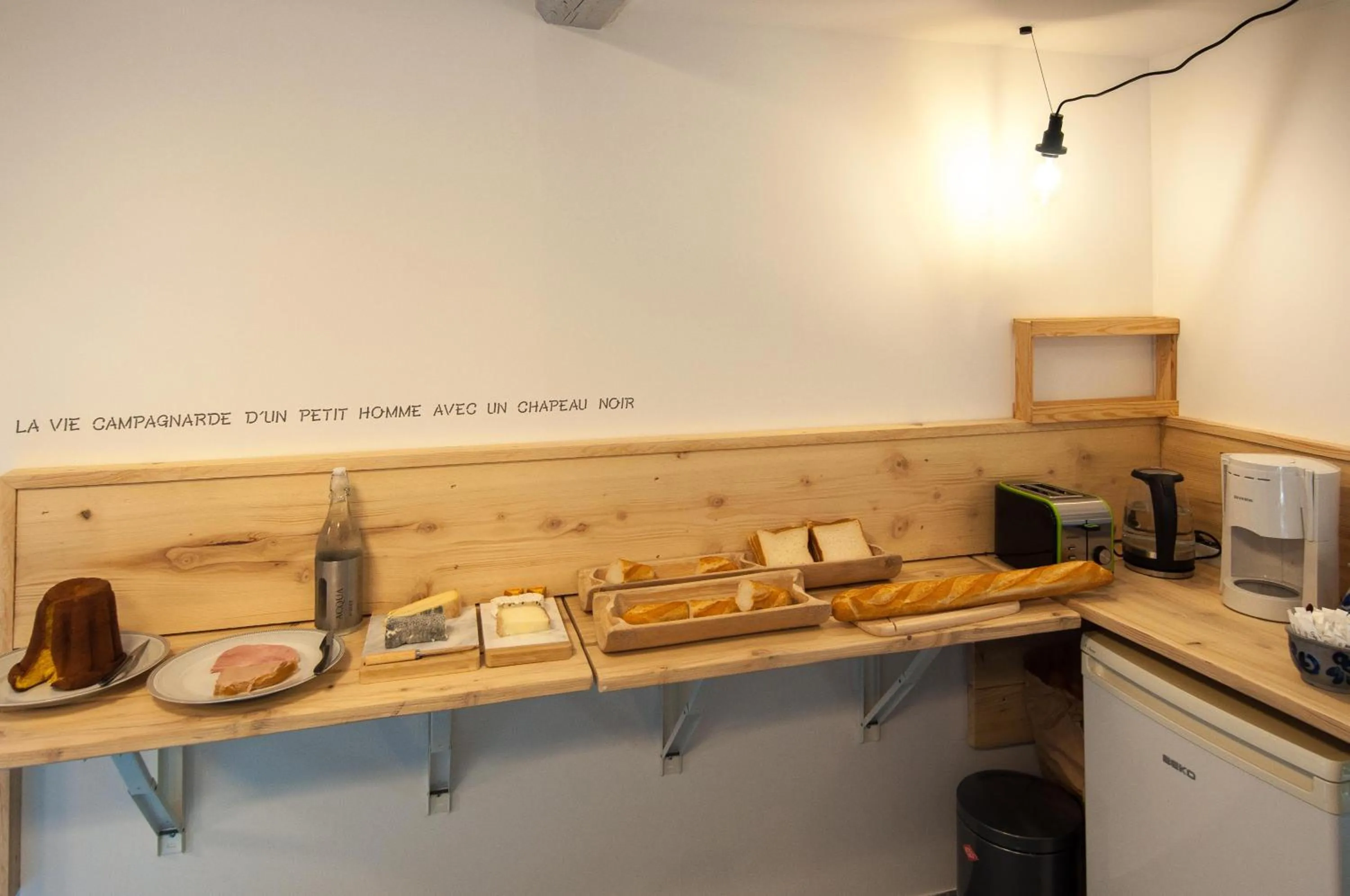 Coffee/tea facilities in La Pomme Pétillante