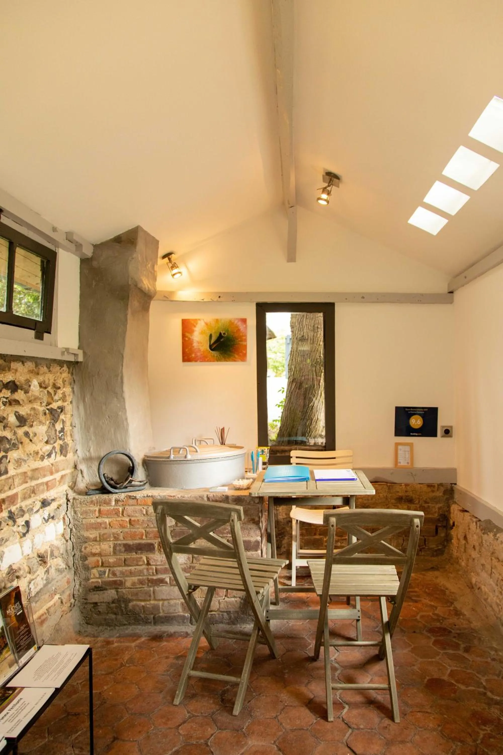 Facade/entrance in La Pomme Pétillante