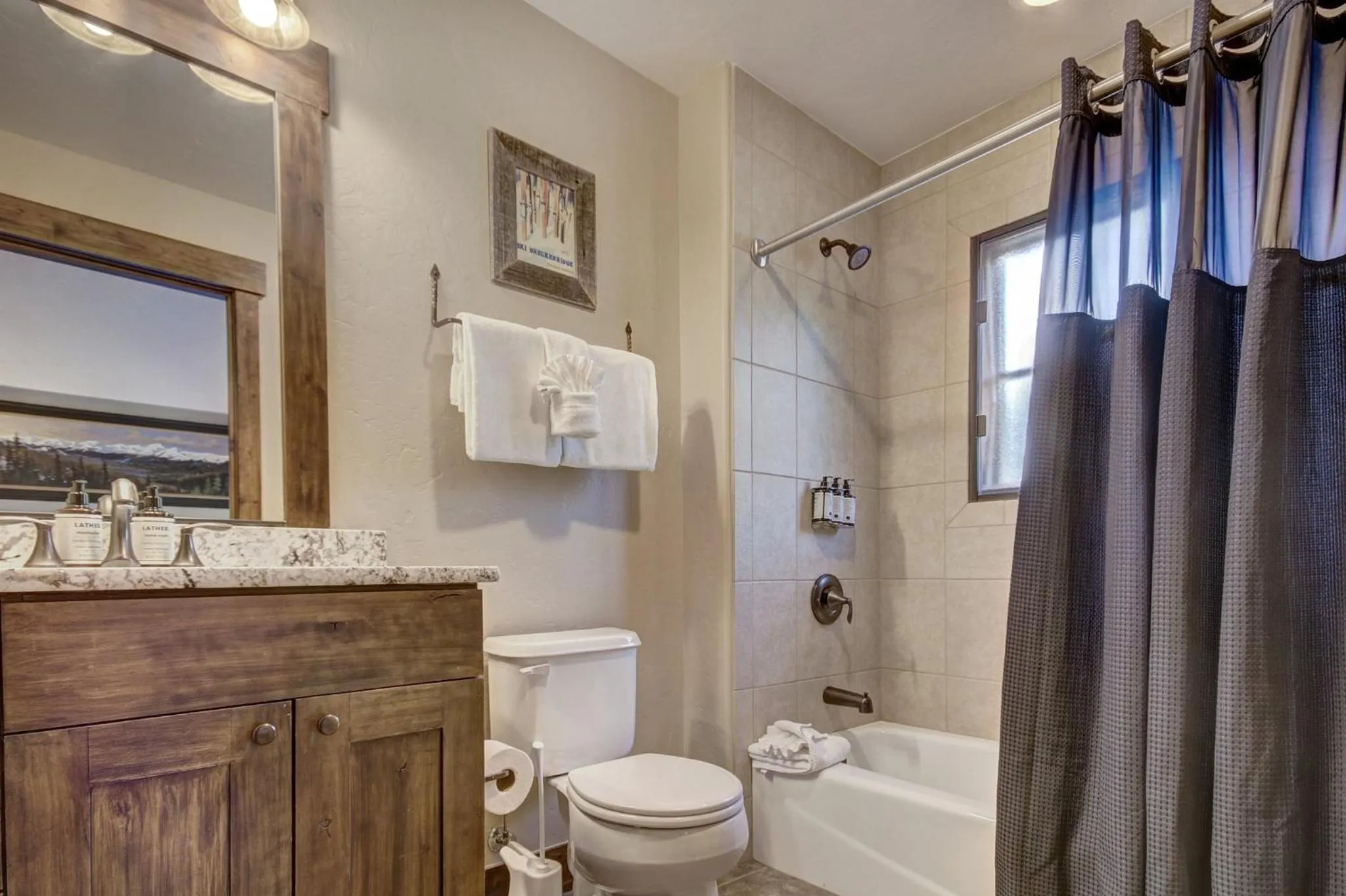 Bathroom in Mountain Thunder Lodge, A Vail Resorts Property
