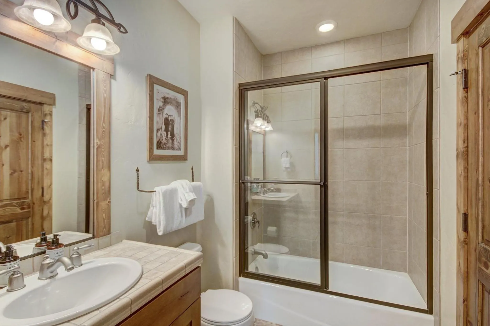 Bathroom in Mountain Thunder Lodge, A Vail Resorts Property