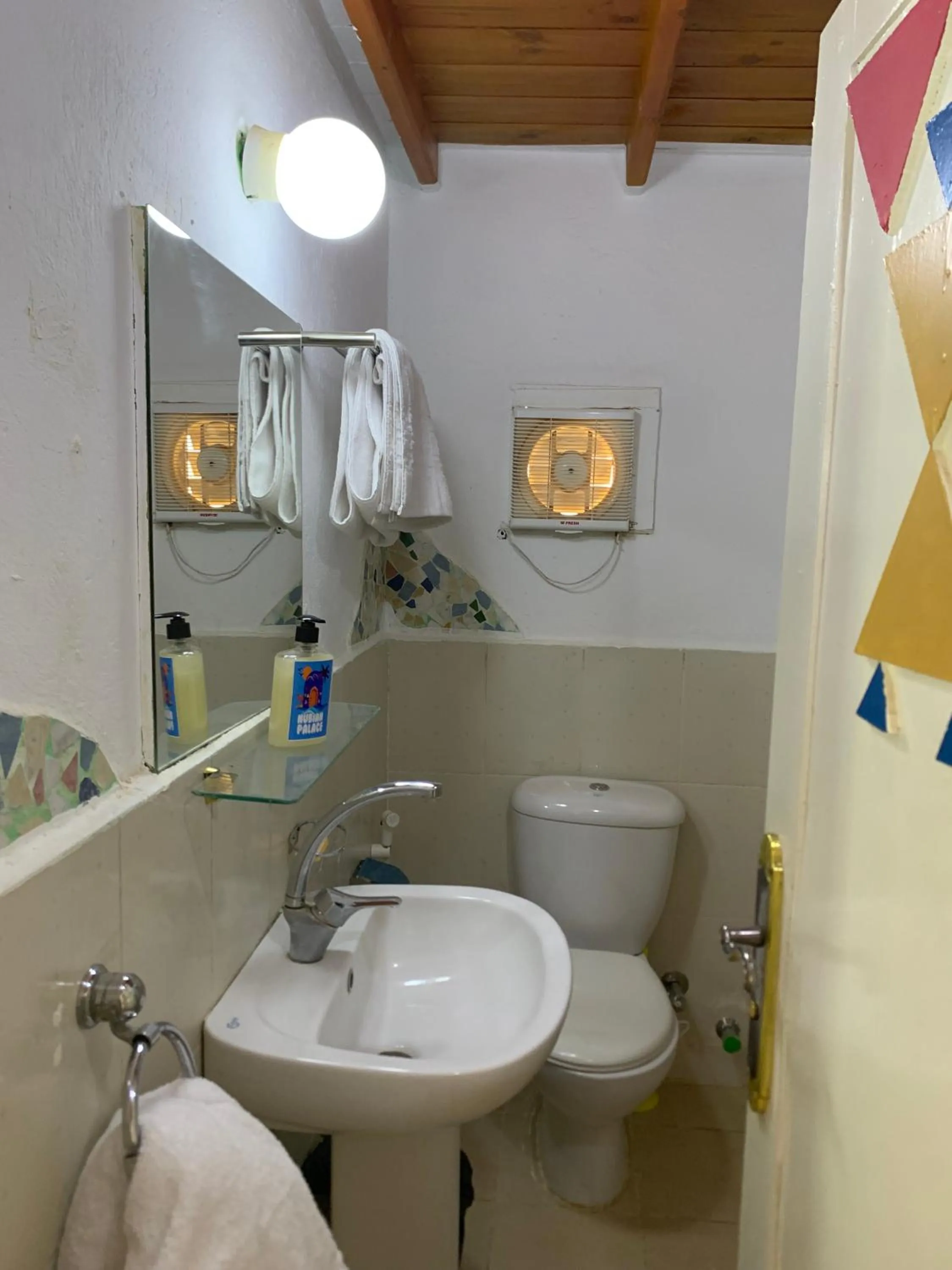 Nubian Palace Eco Lodge - A Nubian Home Since 1959