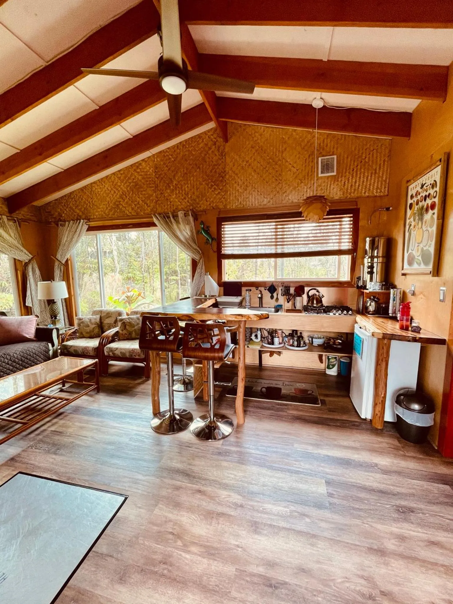 Volcano Eco Cabin & Eco Lodge