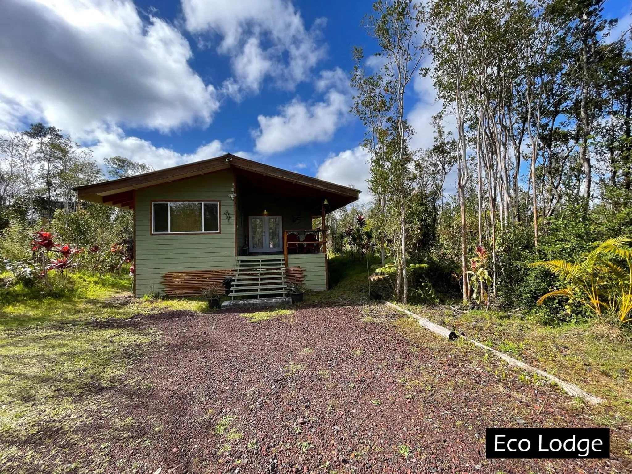 Property building in Volcano Eco Cabin & Eco Lodge