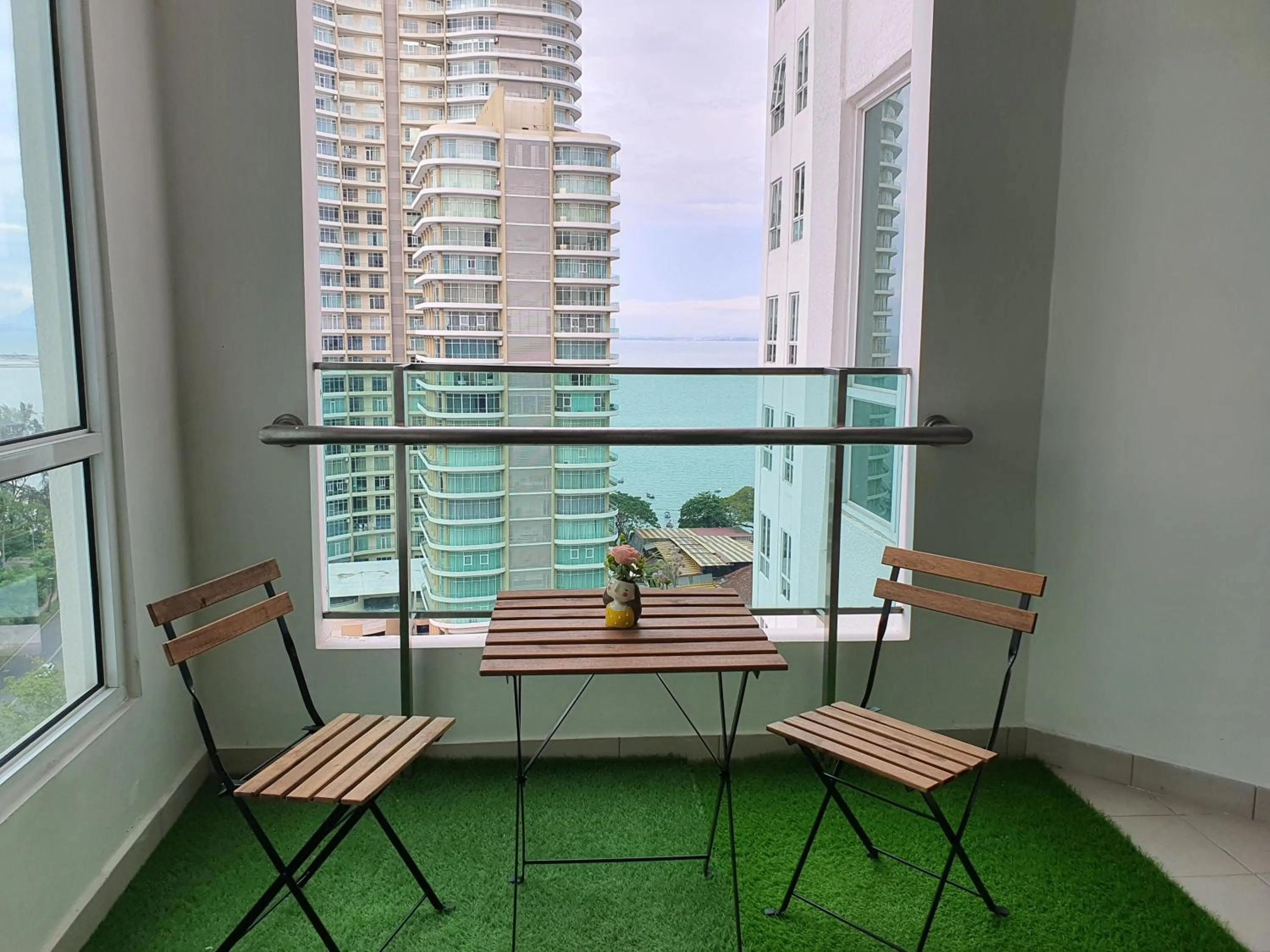 Balcony/Terrace in Hejmo Suites