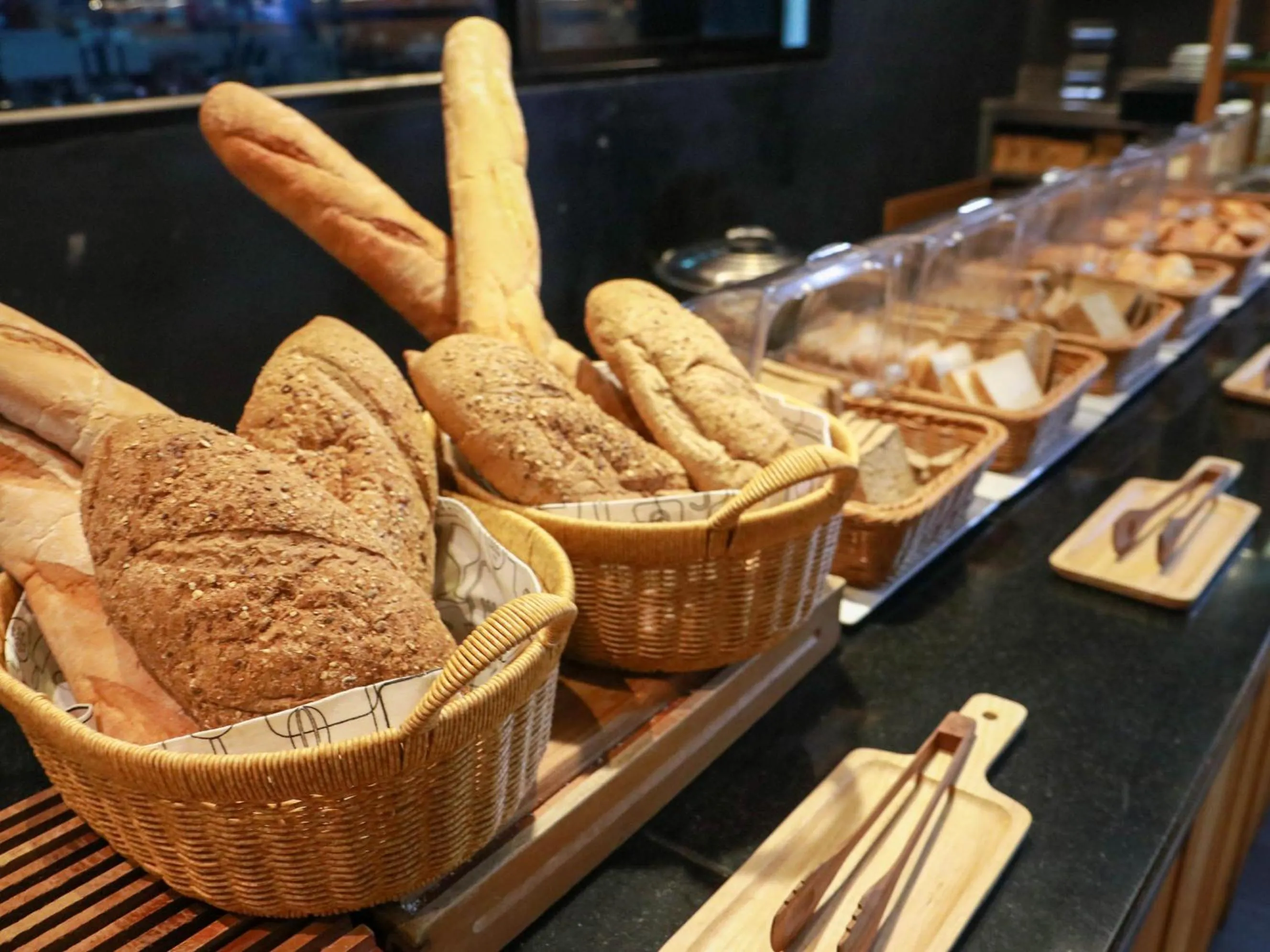 Restaurant/places to eat in DARA Hotel - SHA Plus