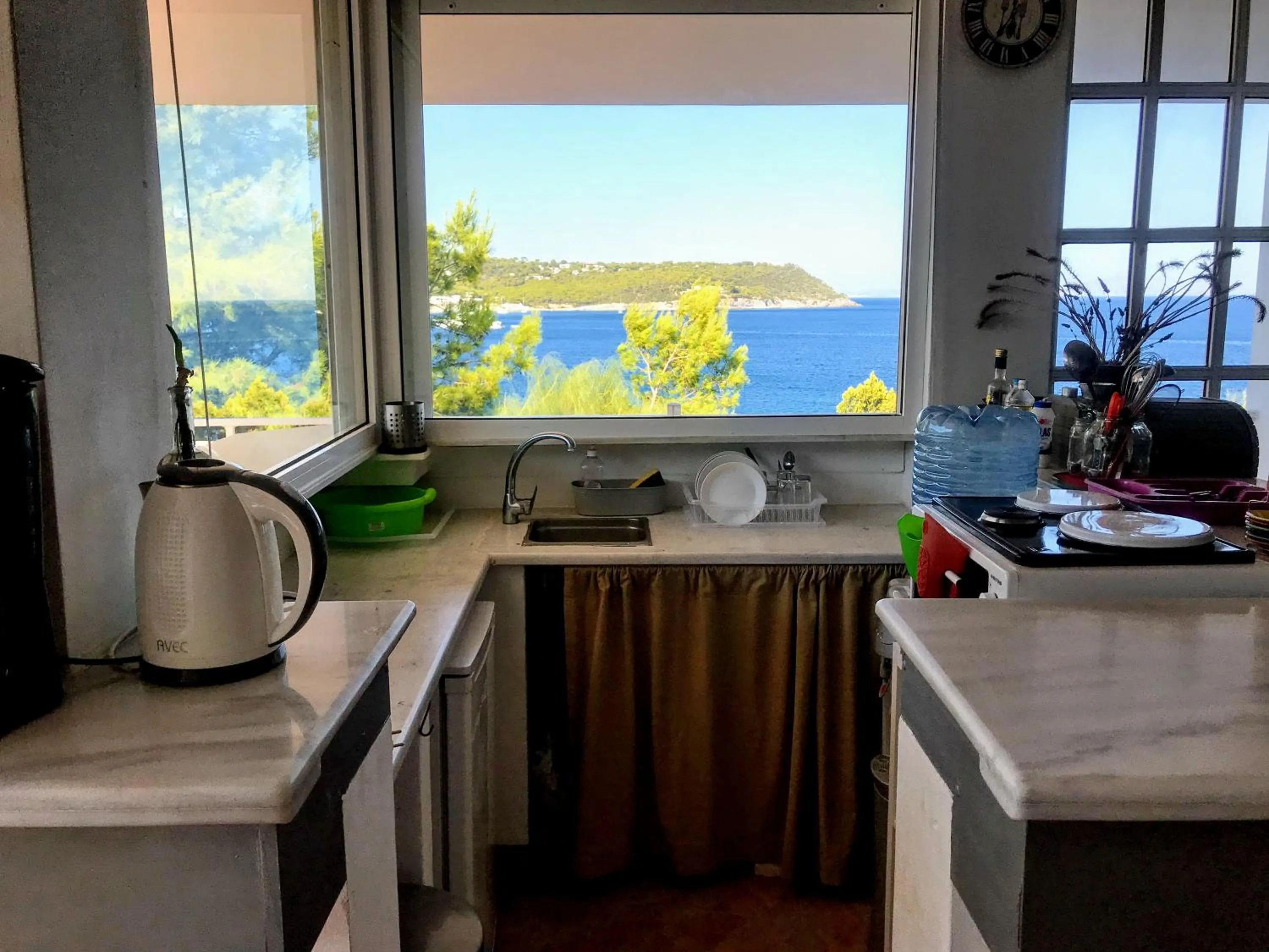 Kitchen or kitchenette in Oneiro glico