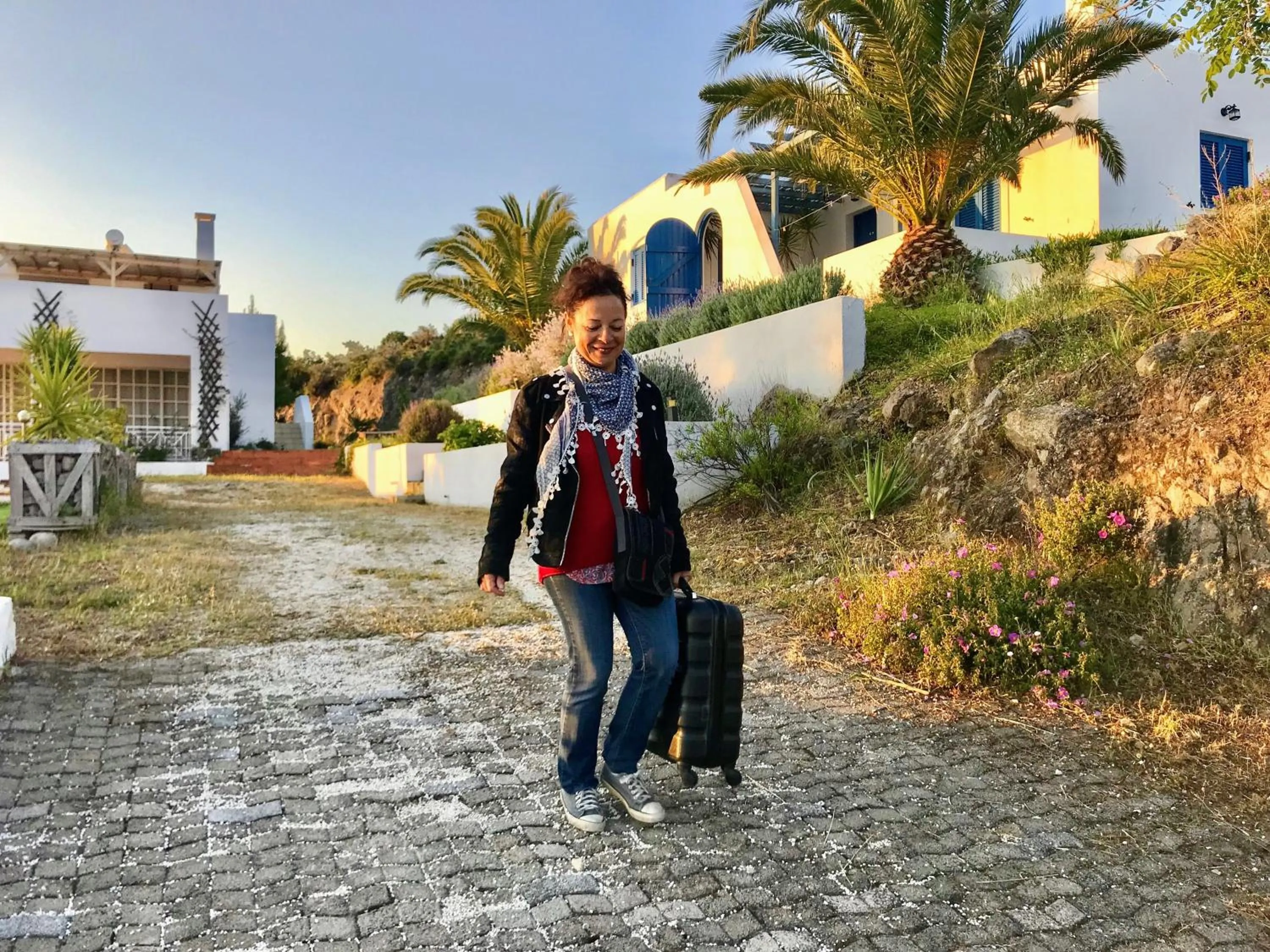 Facade/entrance in Oneiro glico