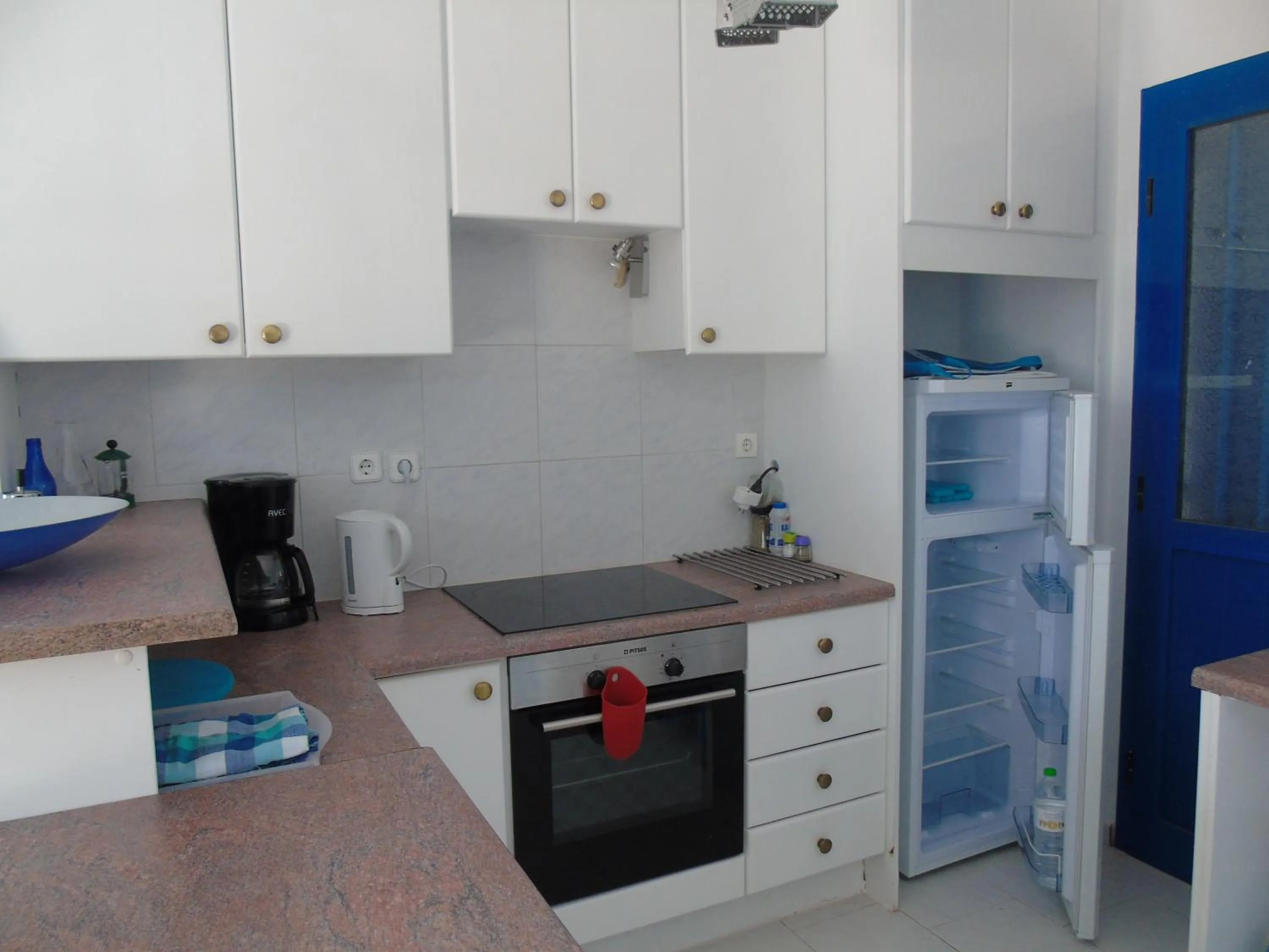 Kitchen or kitchenette in Oneiro glico