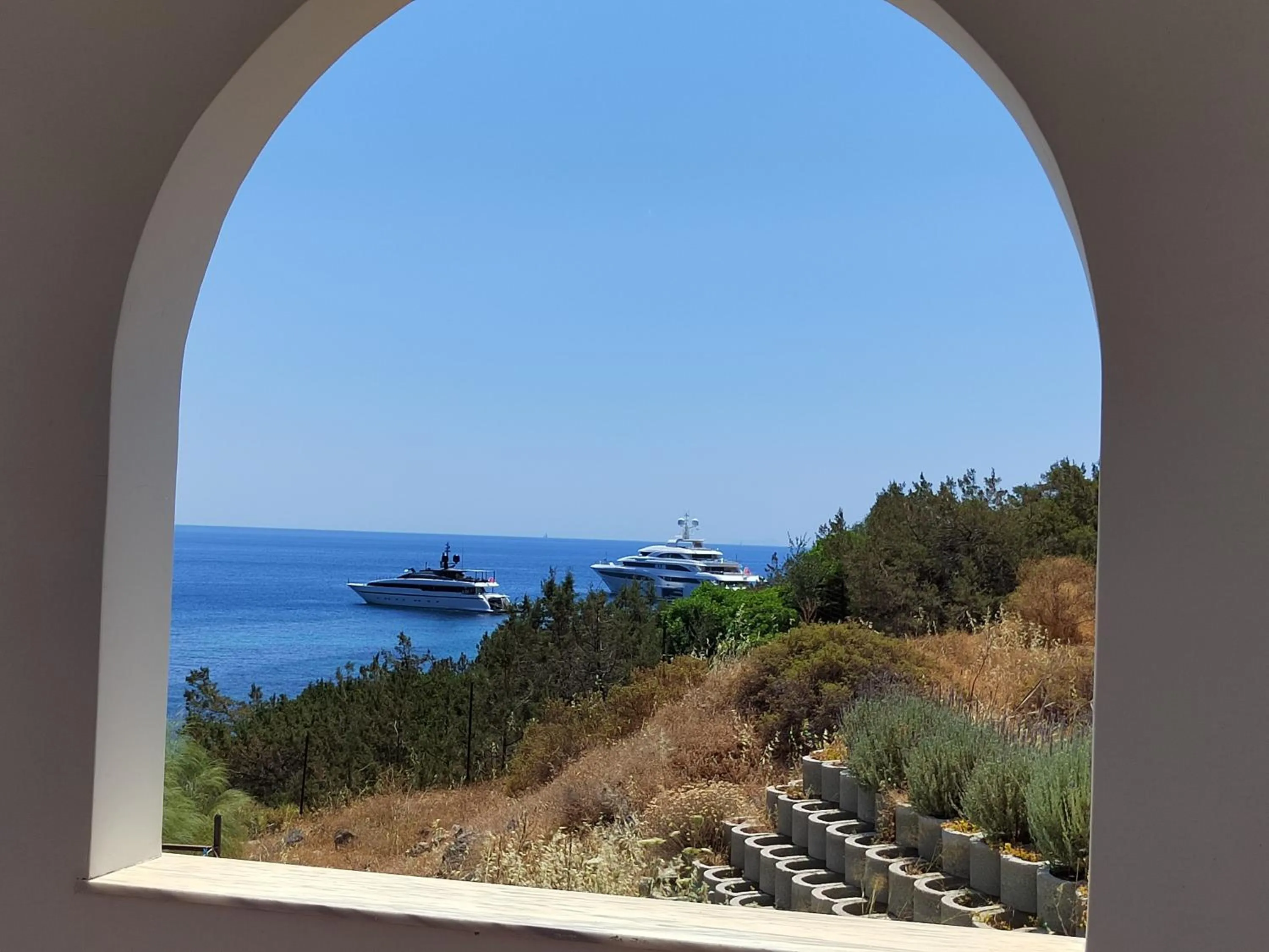 Sea view in Oneiro glico