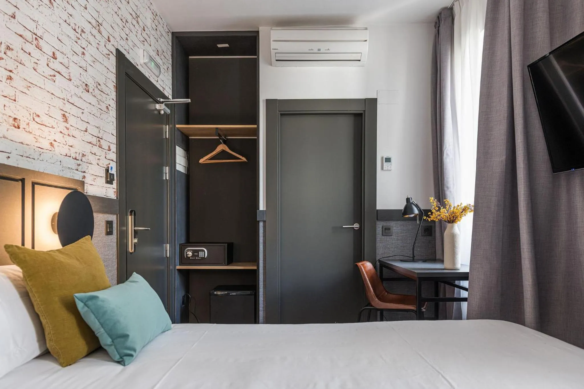 Bed in BYPILLOW San Mamés