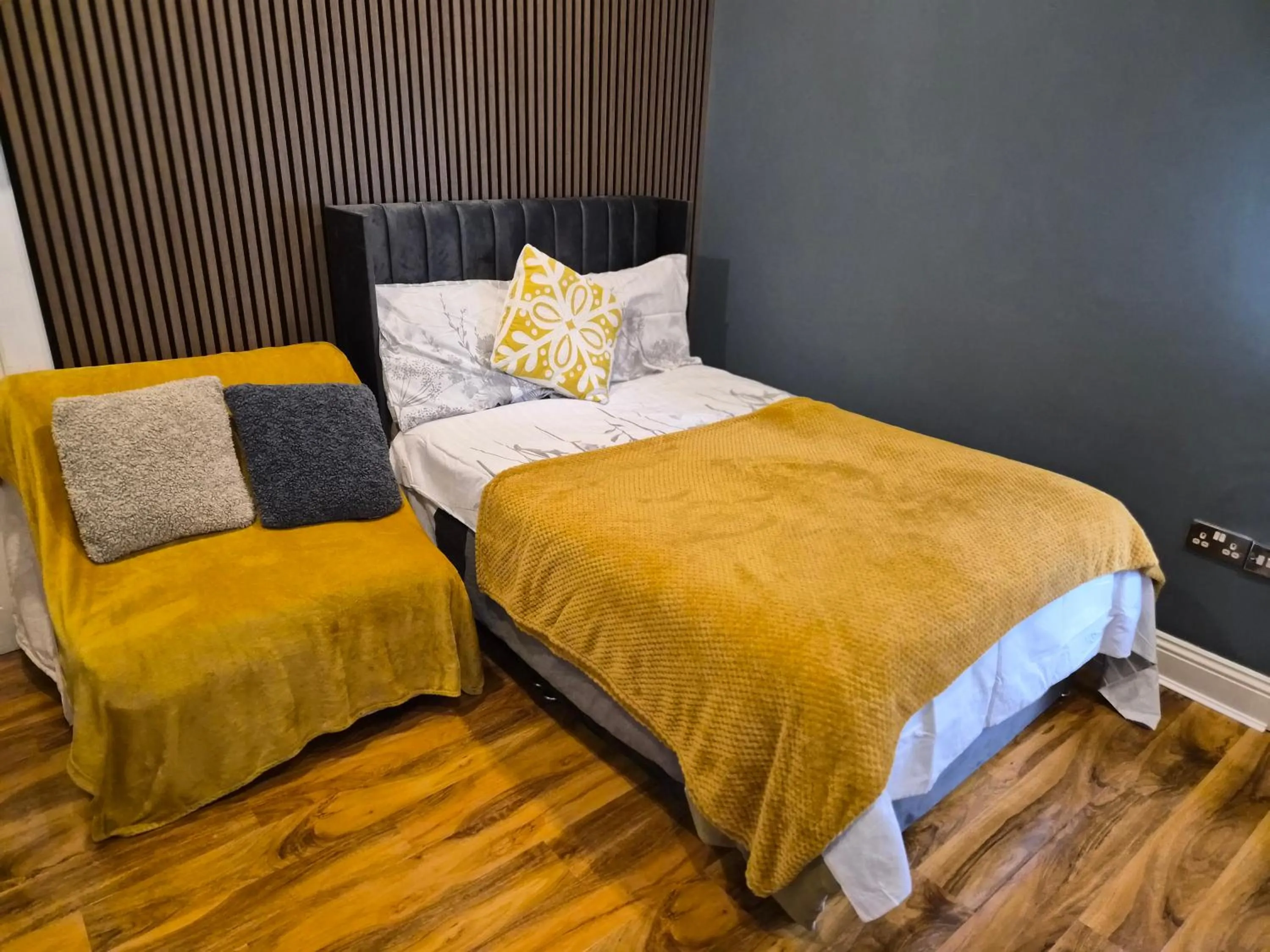 Bed in Dodi Aparts London, near Stratford close to tube station