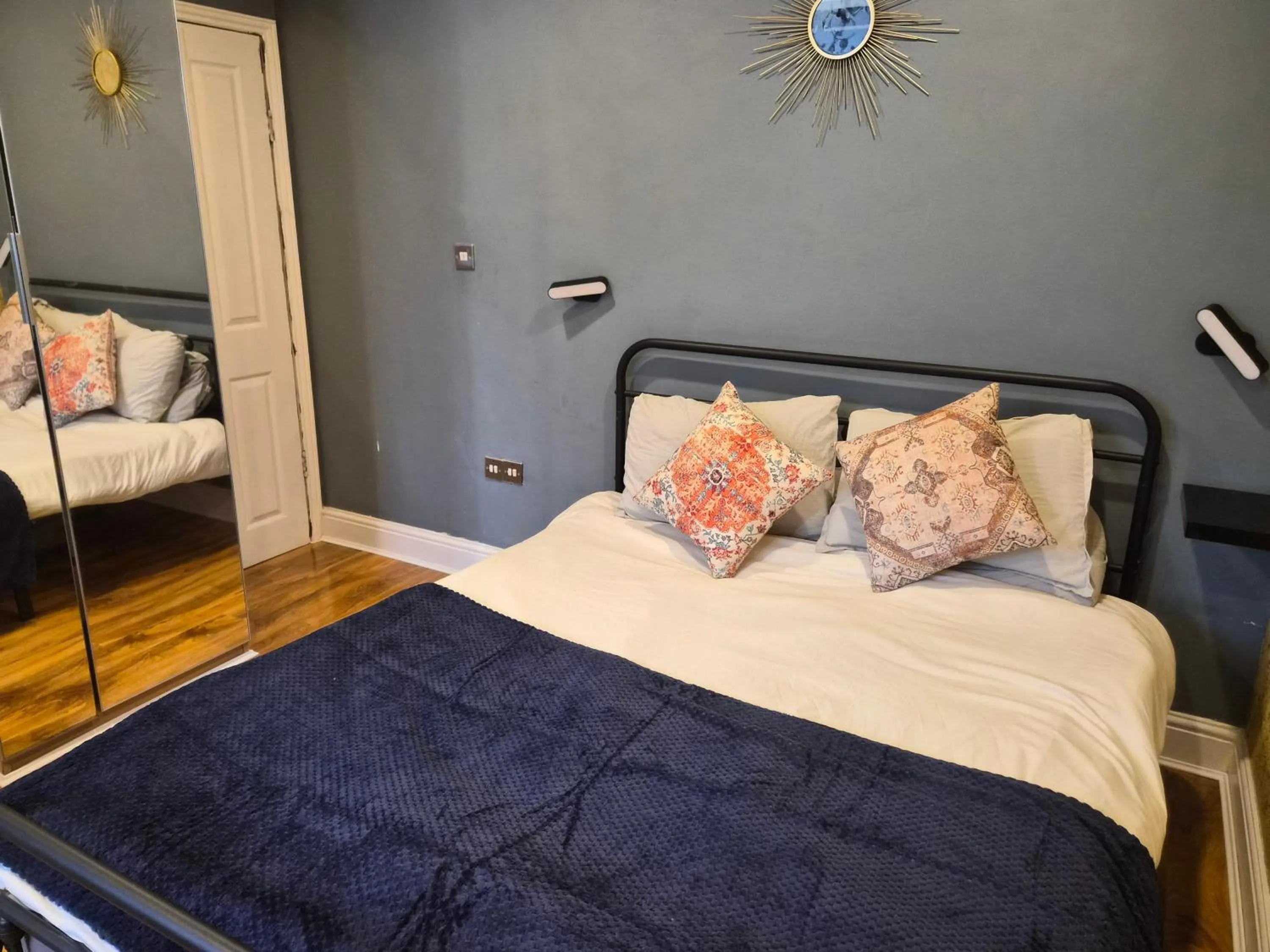 Bed in Dodi Aparts London, near Stratford close to tube station