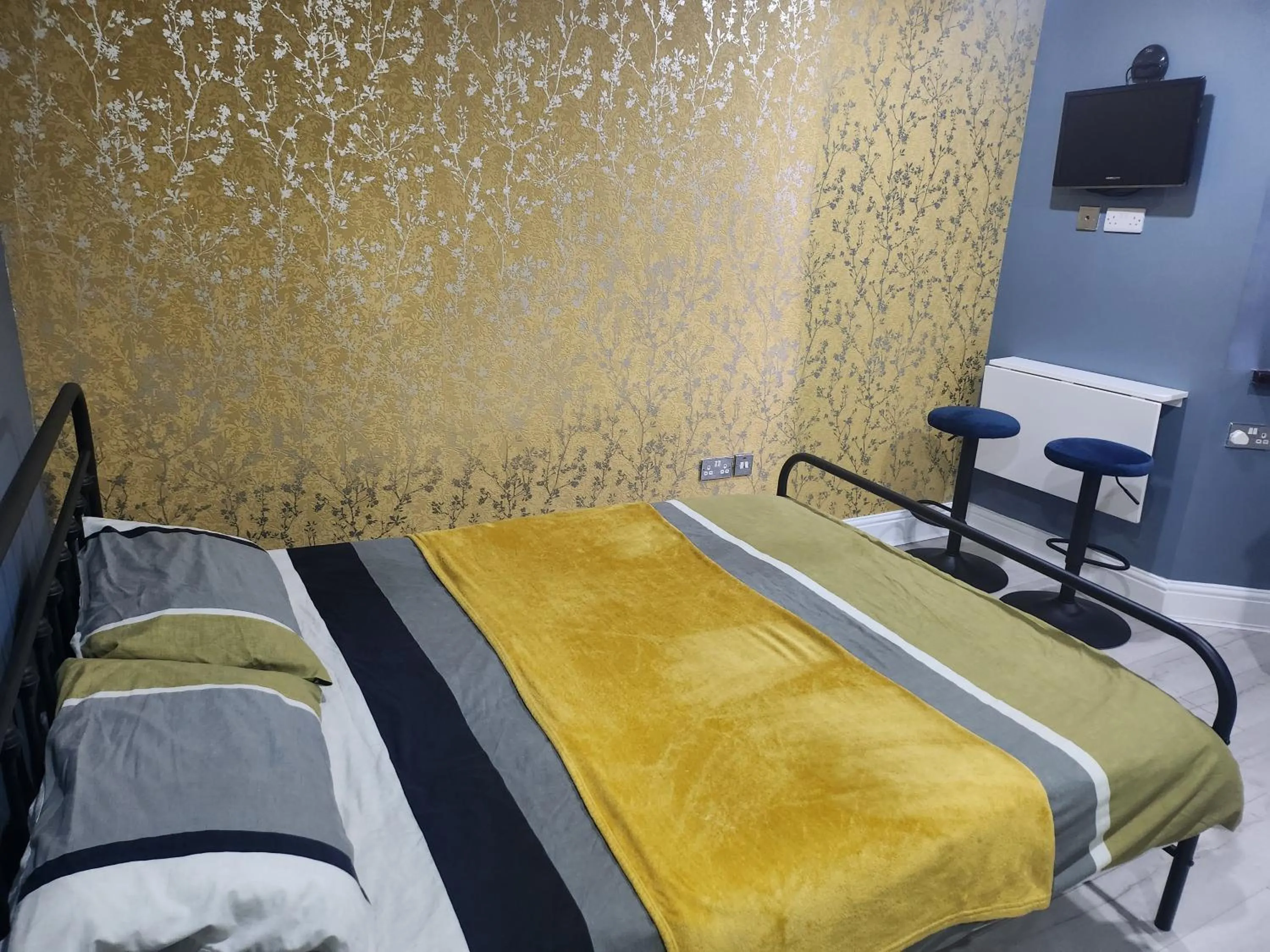 Bed in Dodi Aparts London, near Stratford close to tube station