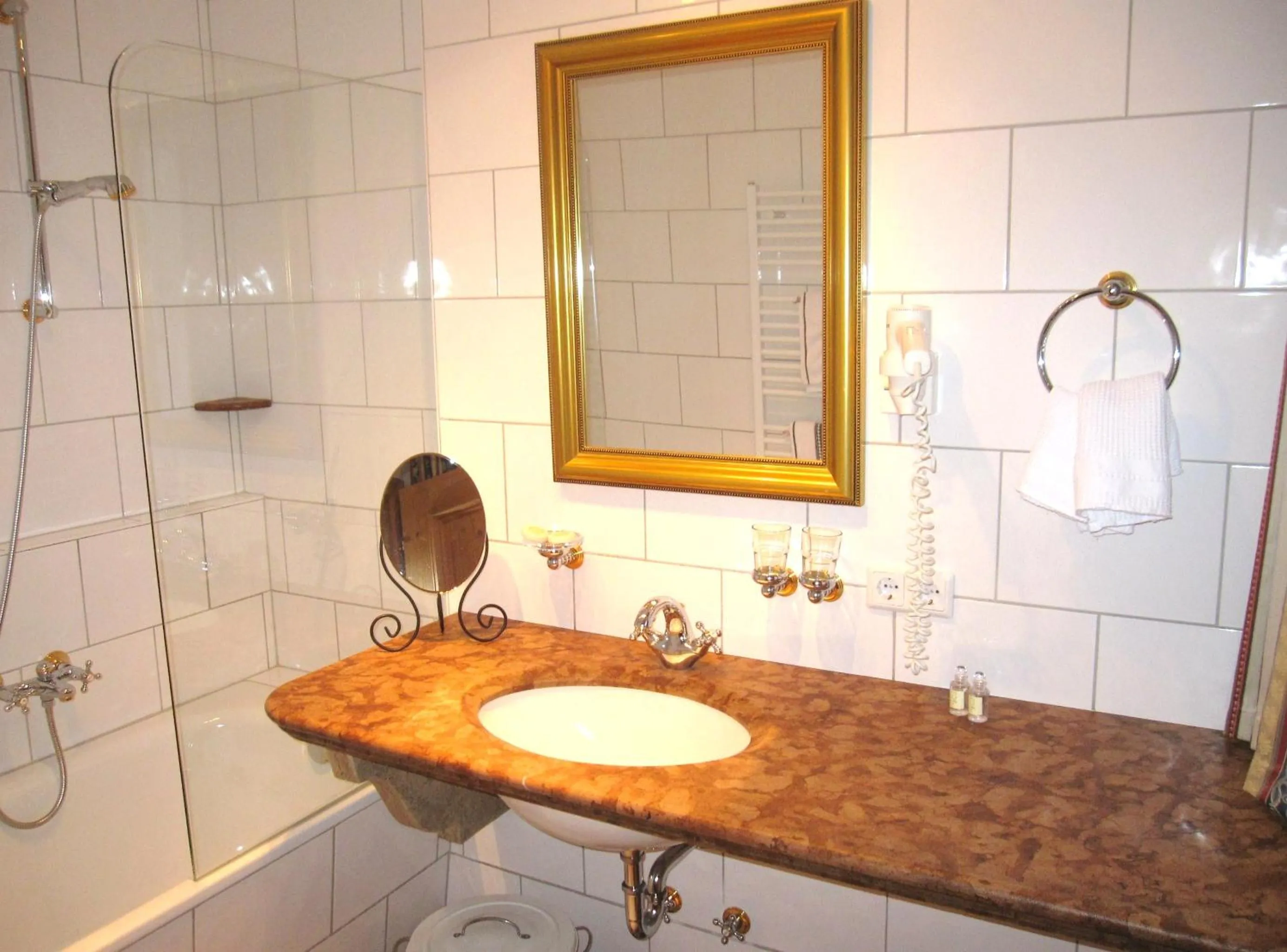 Bathroom in Gasthof Hotel Doktorwirt