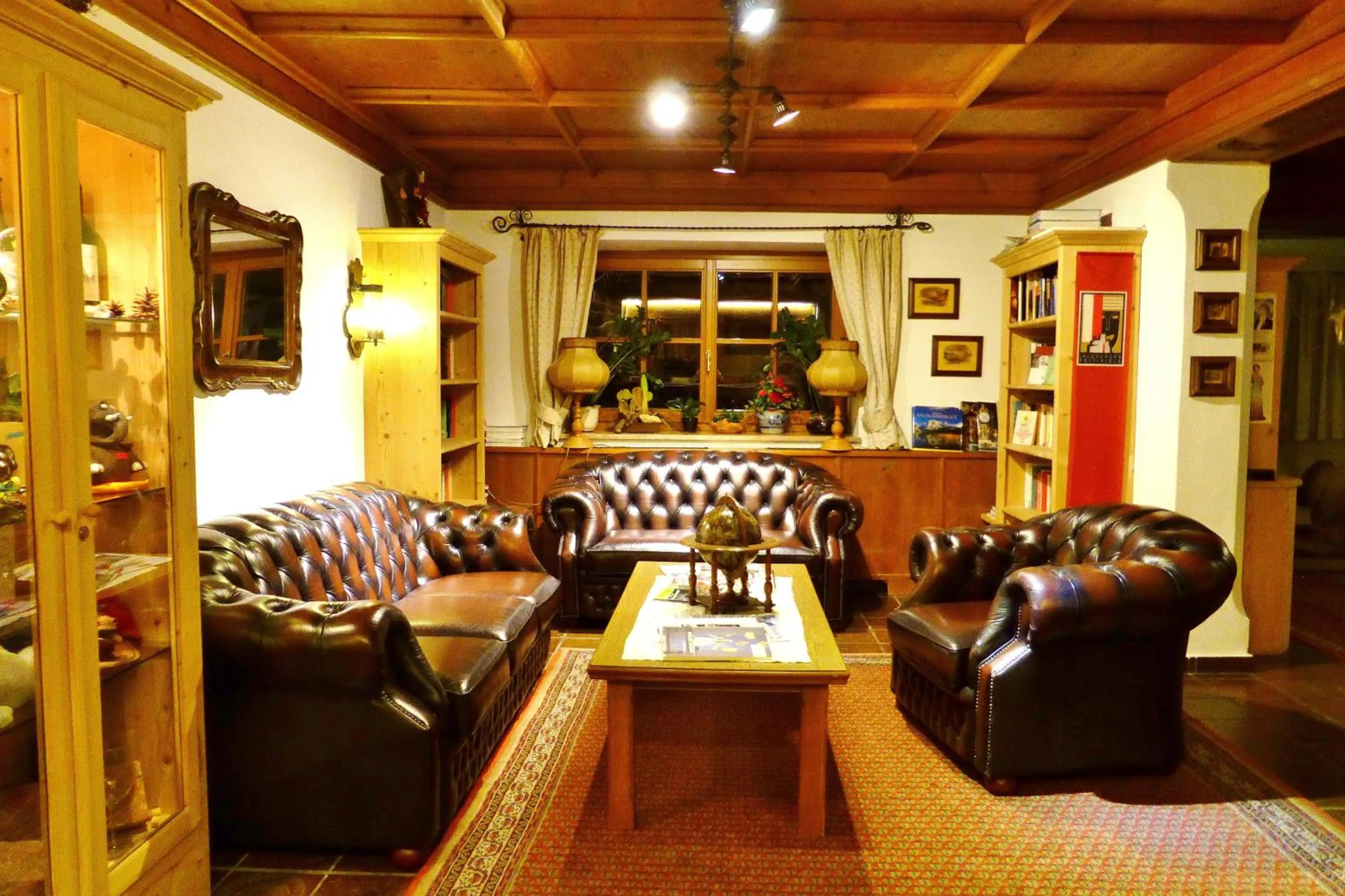 Lobby or reception in Gasthof Hotel Doktorwirt