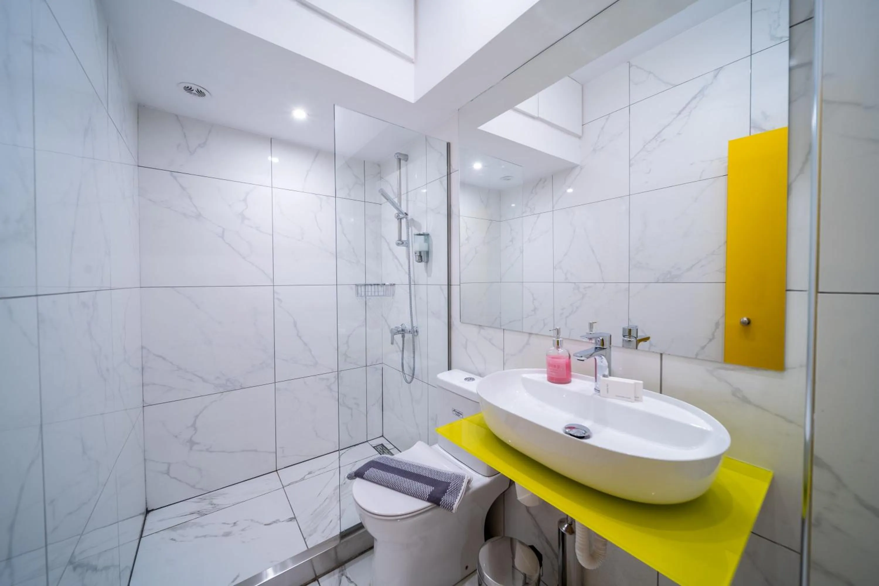 Shower in City Center Studios by Cretan Houses