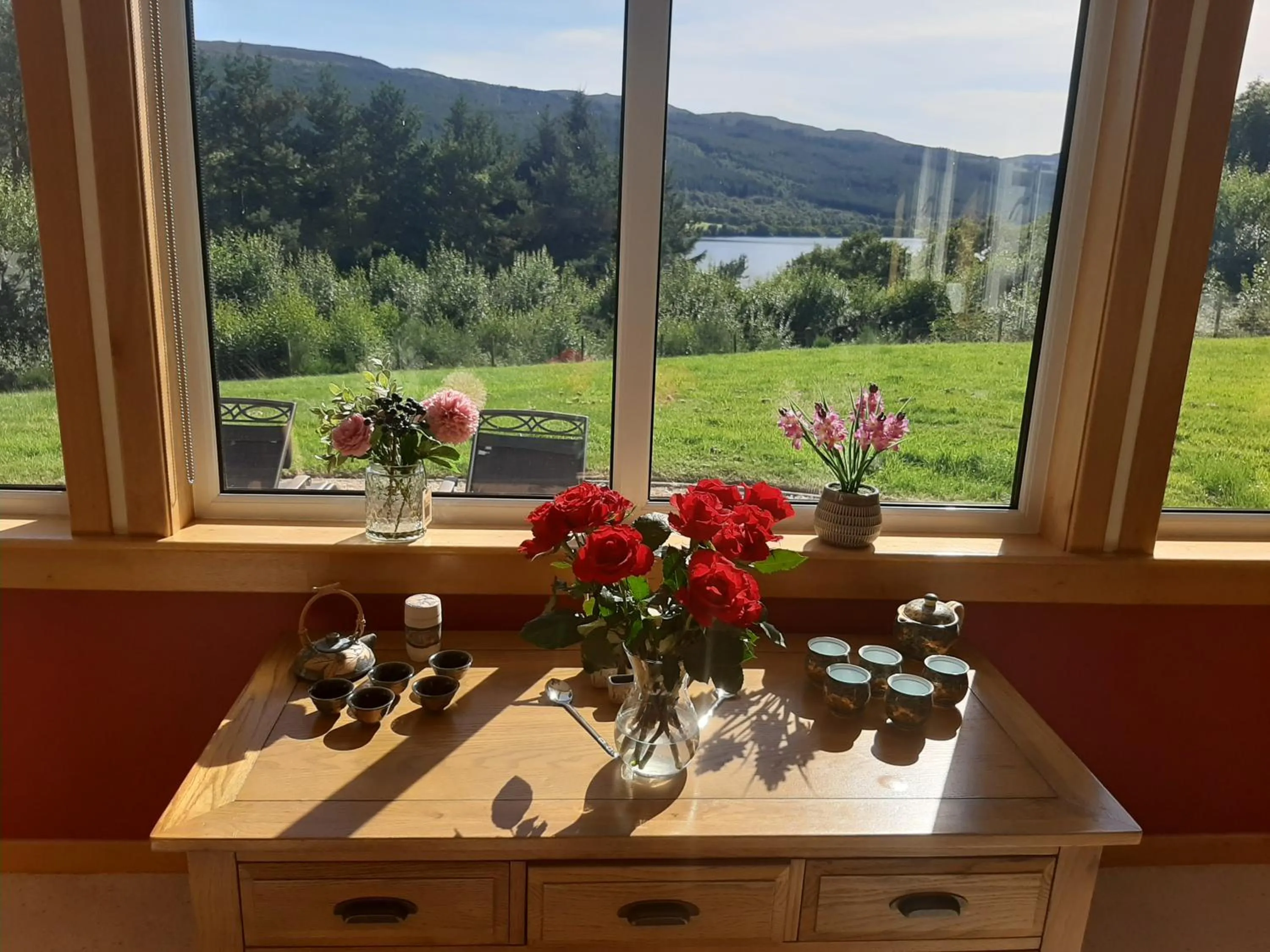 Breakfast in High March