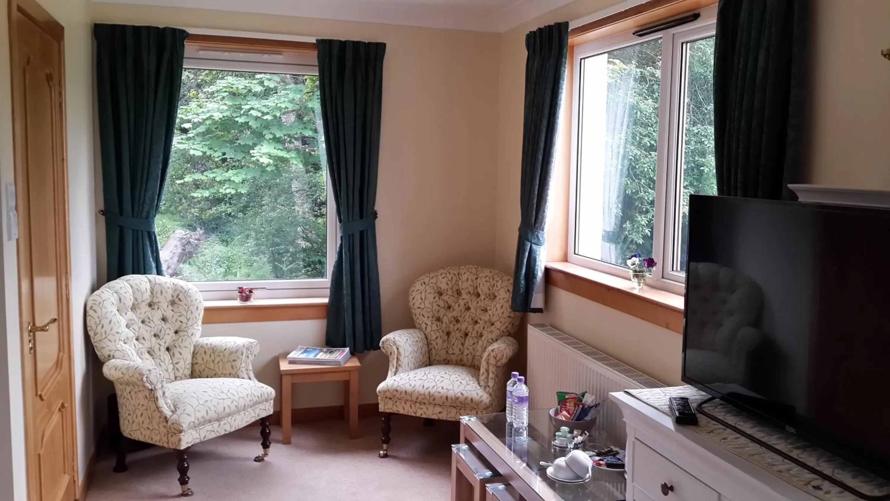 Bedroom in High March