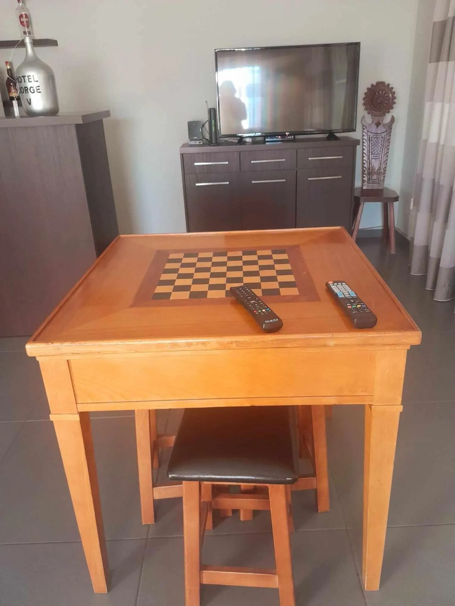 Game Room in Hotel Jorge V