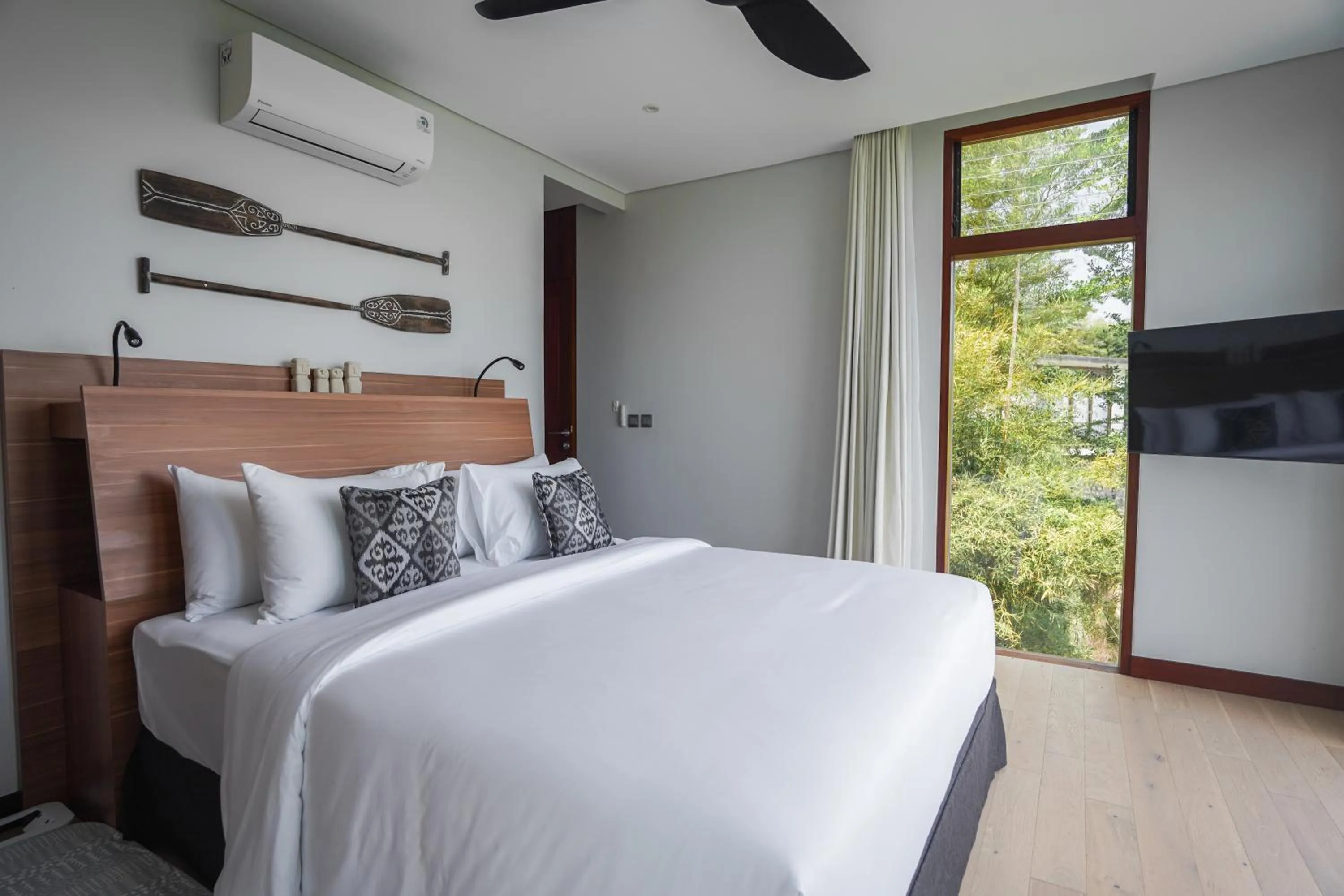 Bed in Selong Selo Resort and Villas