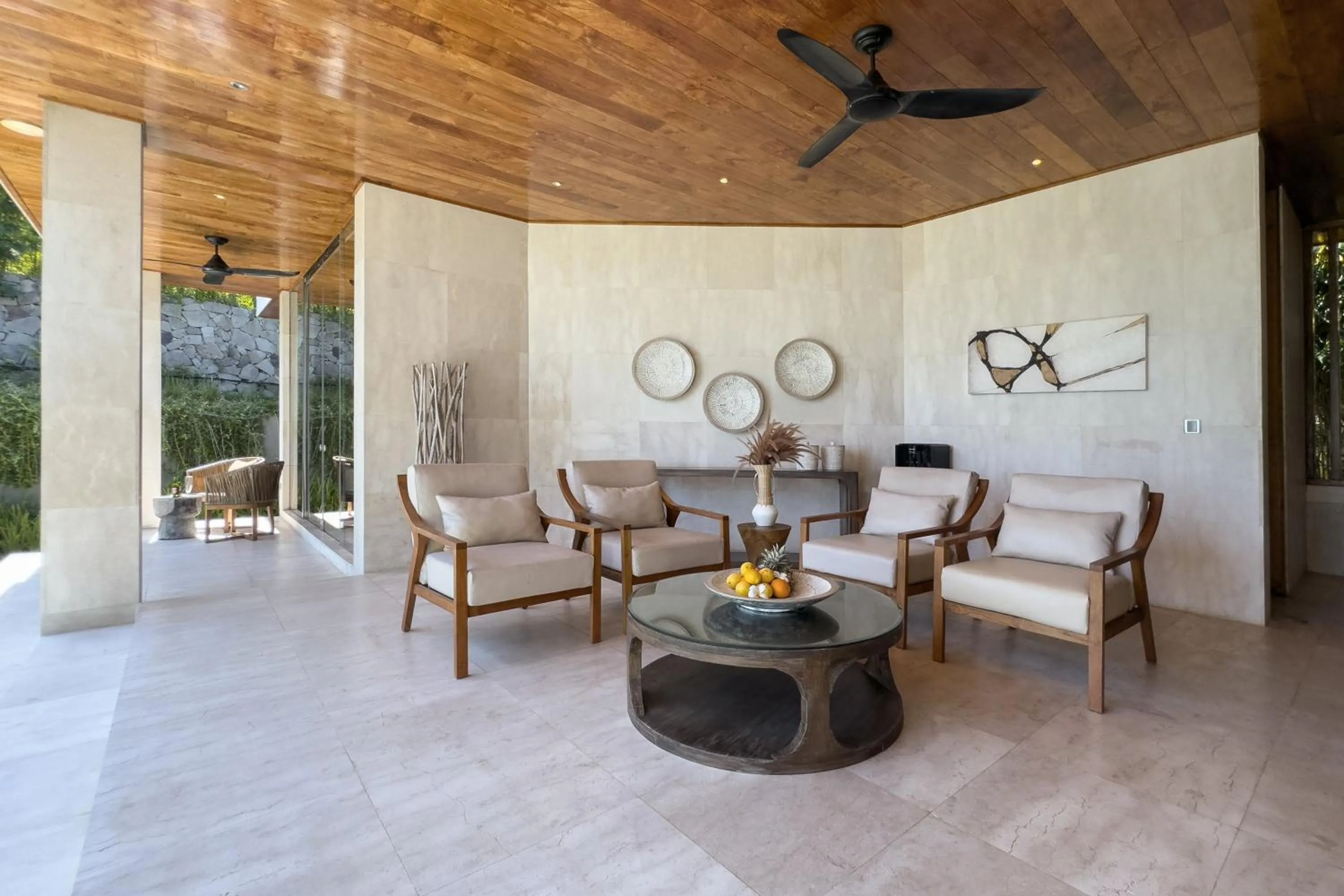 Living room in Selong Selo Resort and Villas