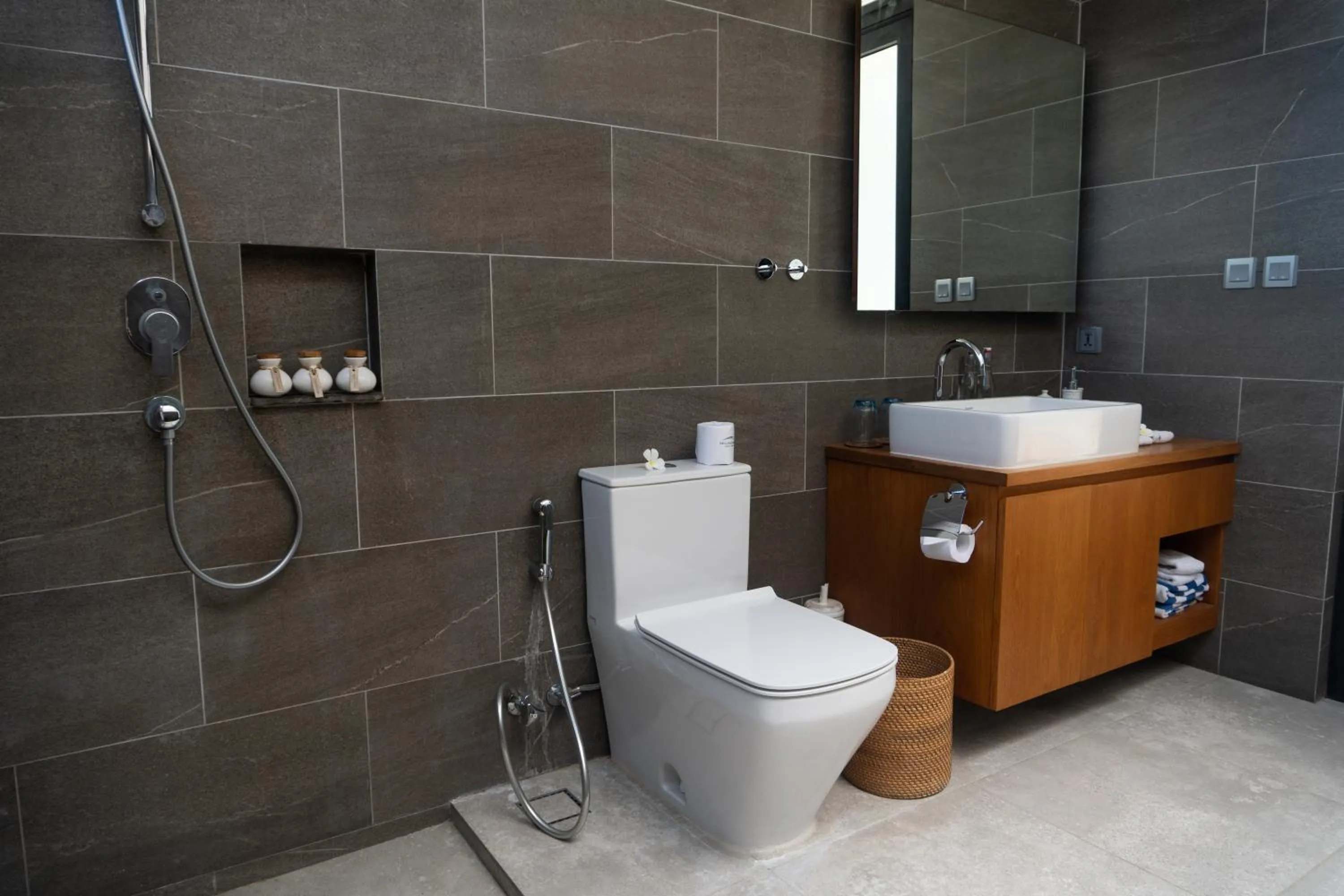 Toilet in Selong Selo Resort and Villas