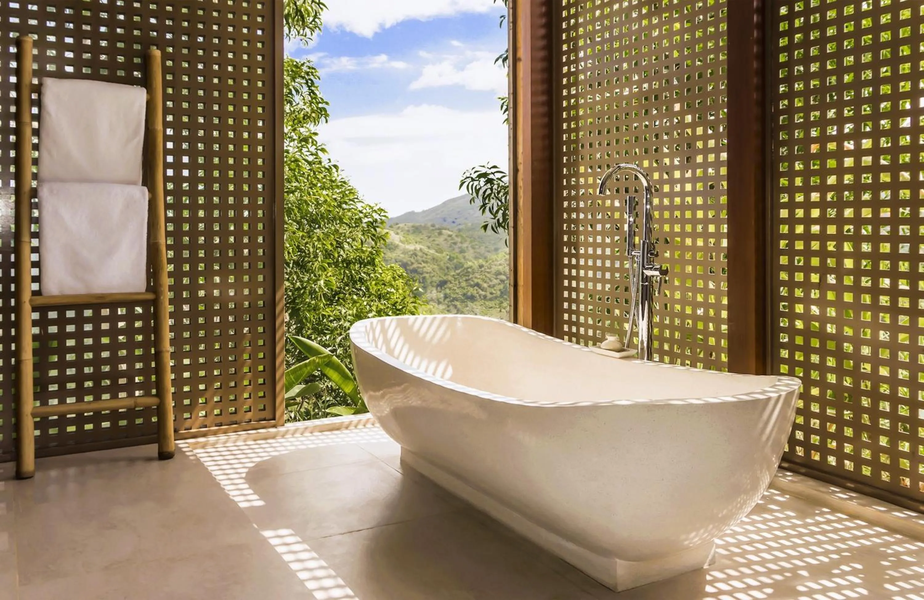 Bathroom in Selong Selo Resort and Villas