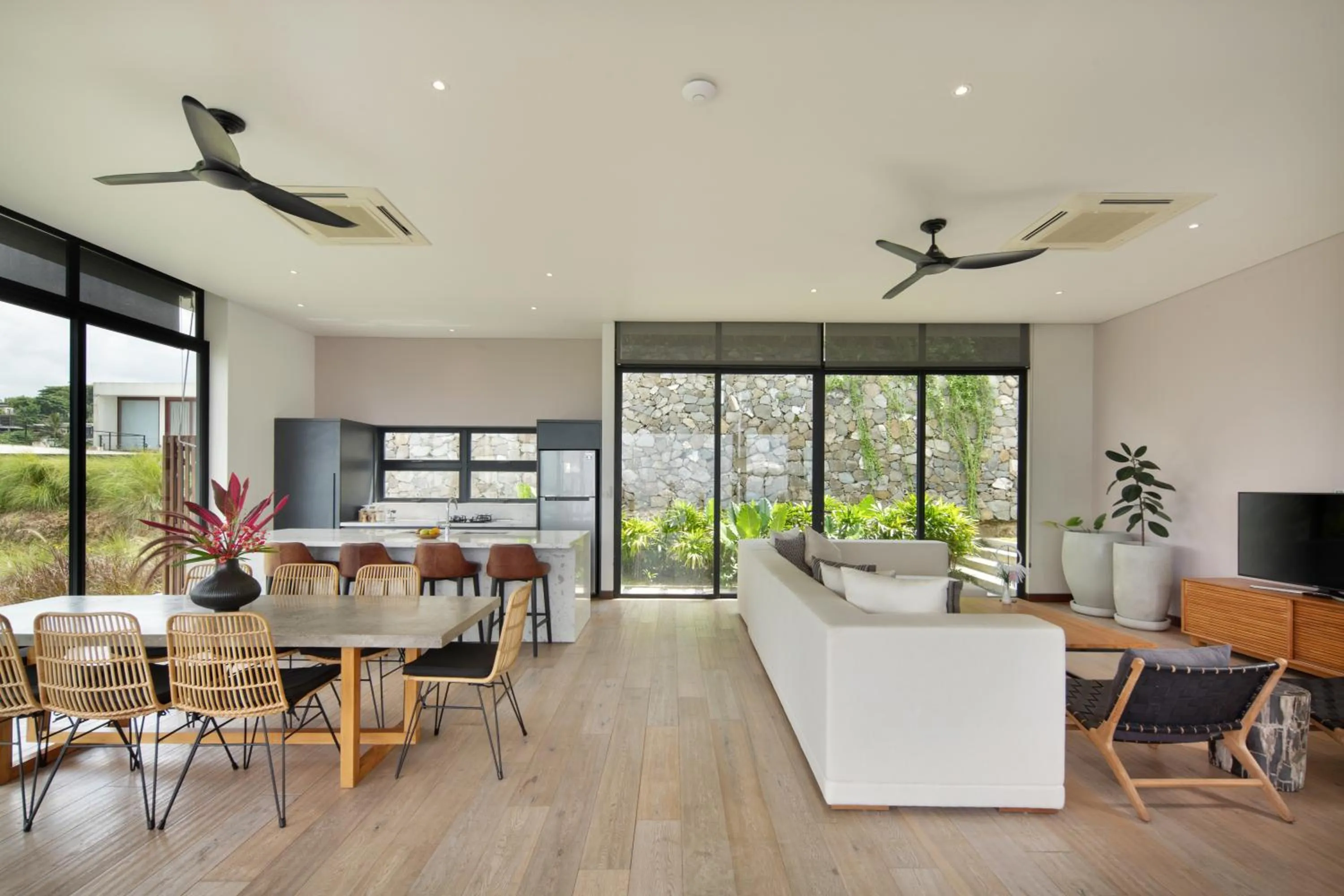 Kitchen or kitchenette in Selong Selo Resort and Villas