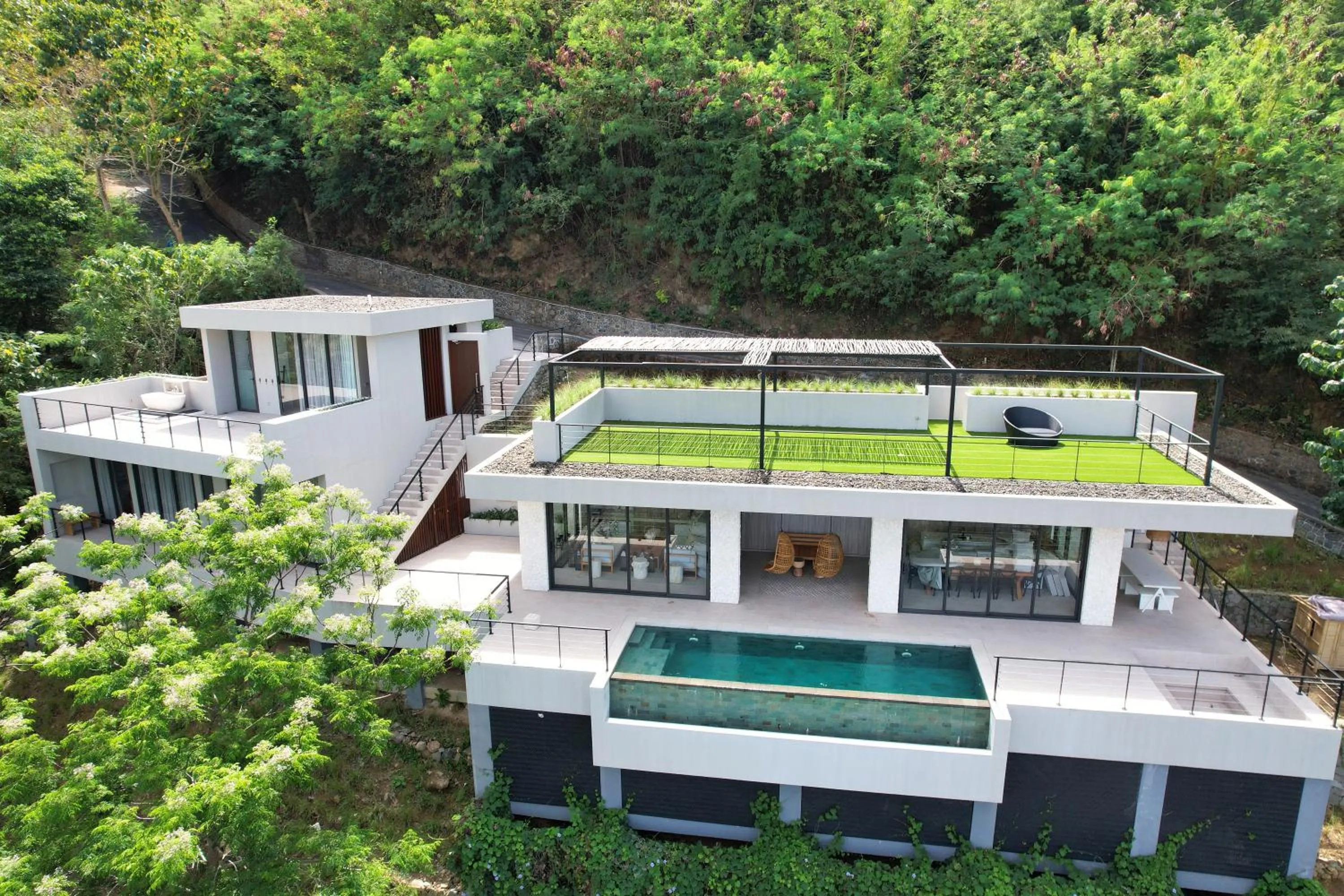 Property building in Selong Selo Resort and Villas