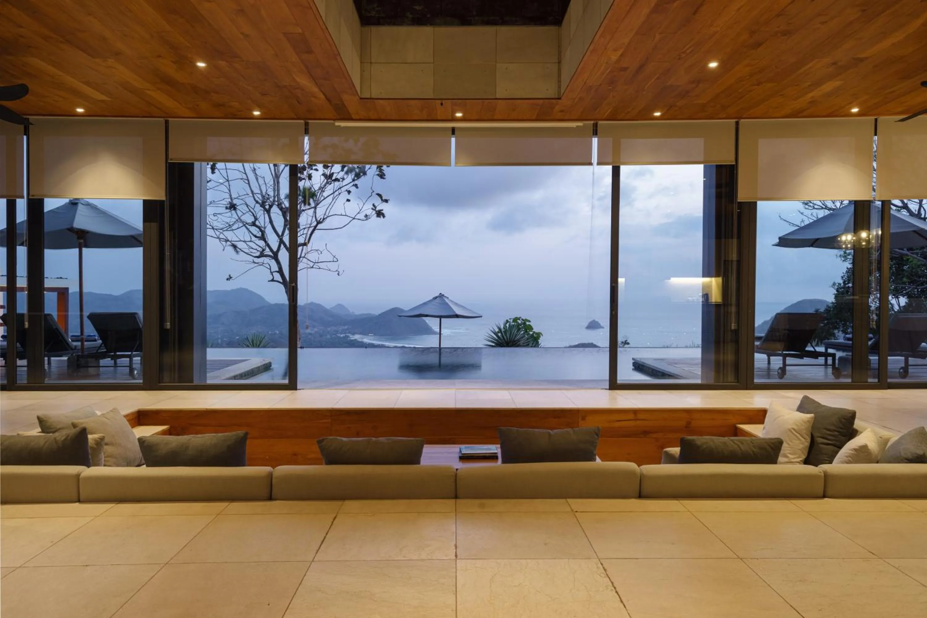 Living room in Selong Selo Resort and Villas